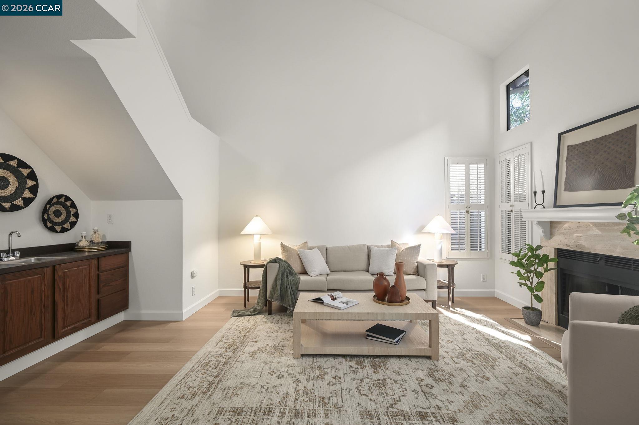 Photo #4: 41122312 Listing: Photo #4