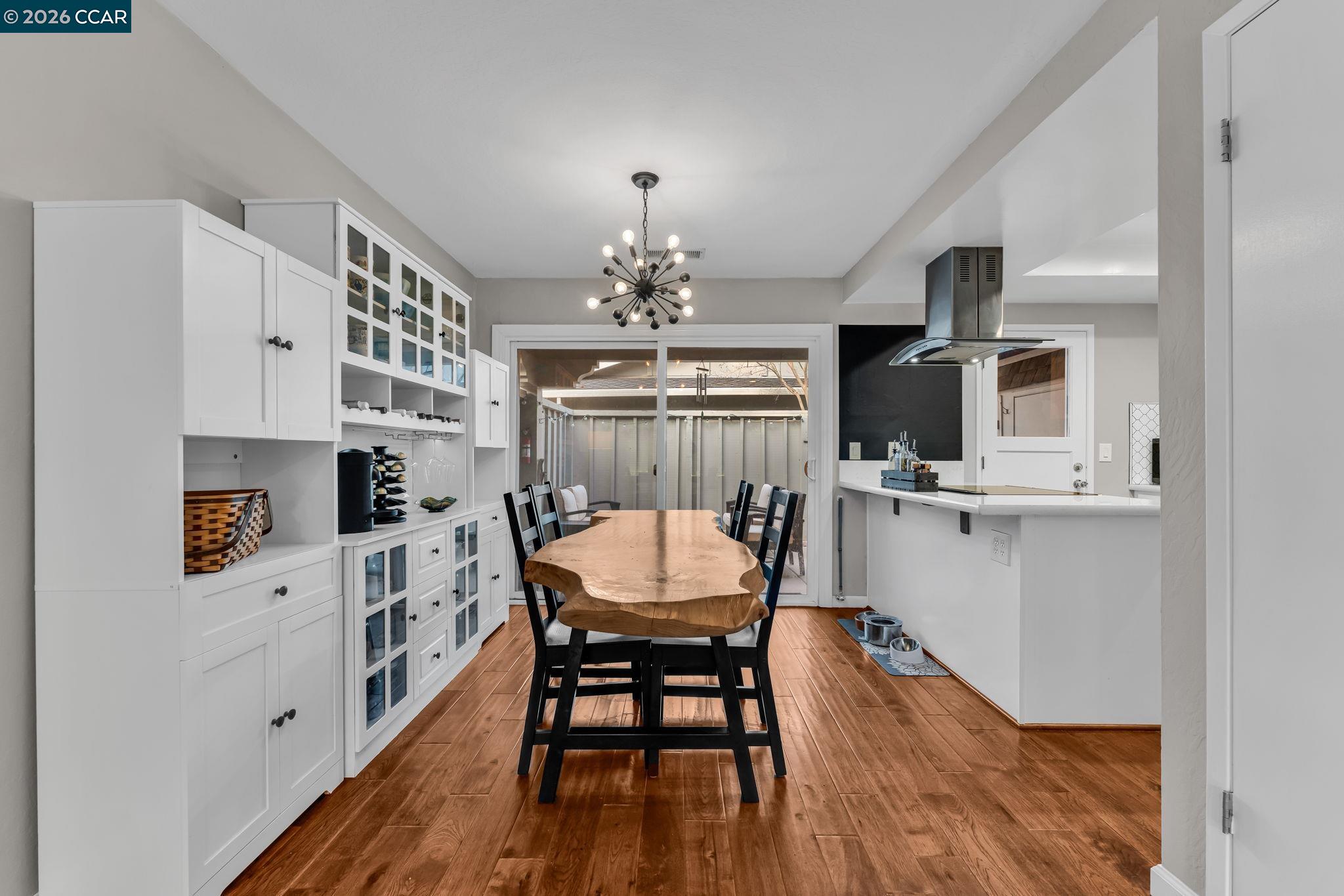 Photo #6: 41122313 Listing: Photo #6