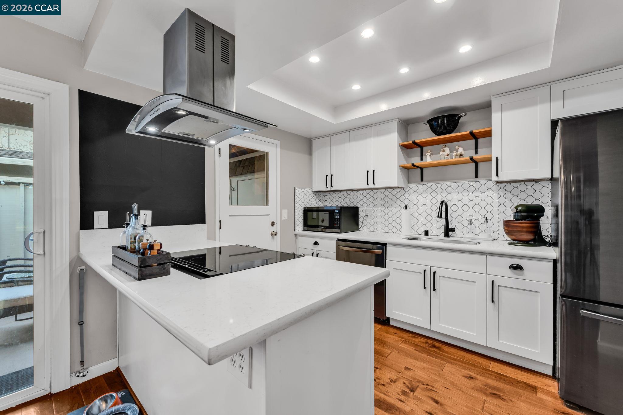 Photo #9: 41122313 Listing: Photo #9