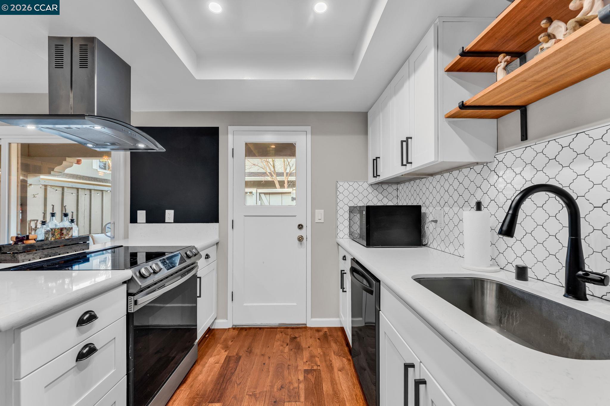 Photo #10: 41122313 Listing: Photo #10