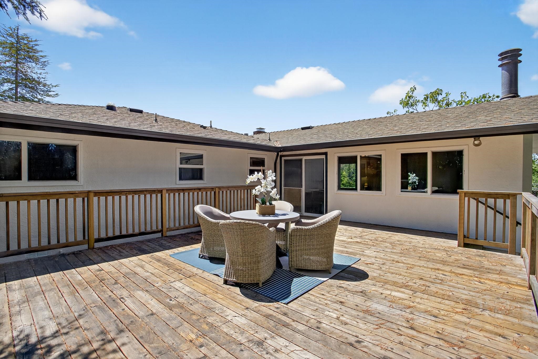 Detail Gallery Image 12 of 60 For 350 Elysian Fields Dr, Oakland,  CA 94605 - 3 Beds | 2 Baths
