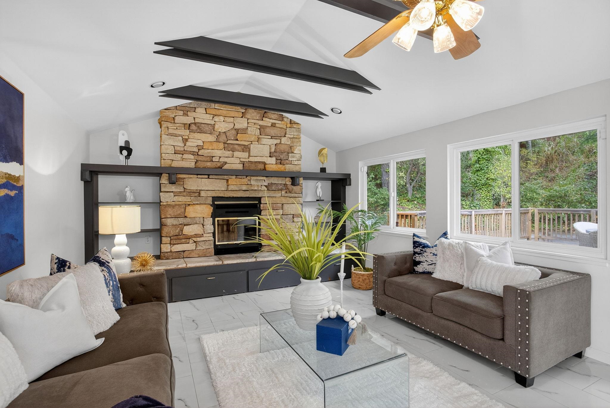 Detail Gallery Image 5 of 60 For 350 Elysian Fields Dr, Oakland,  CA 94605 - 3 Beds | 2 Baths