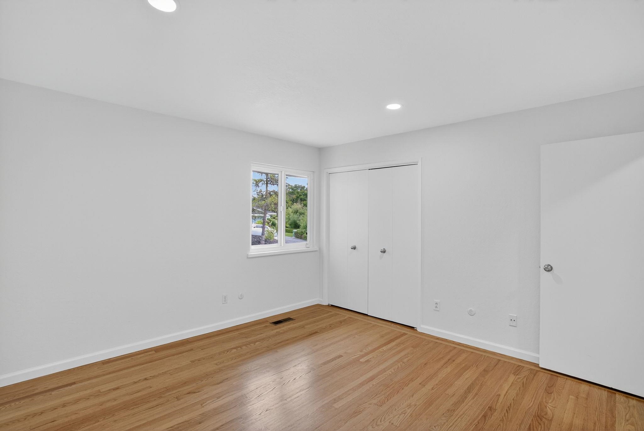 Detail Gallery Image 41 of 60 For 350 Elysian Fields Dr, Oakland,  CA 94605 - 3 Beds | 2 Baths