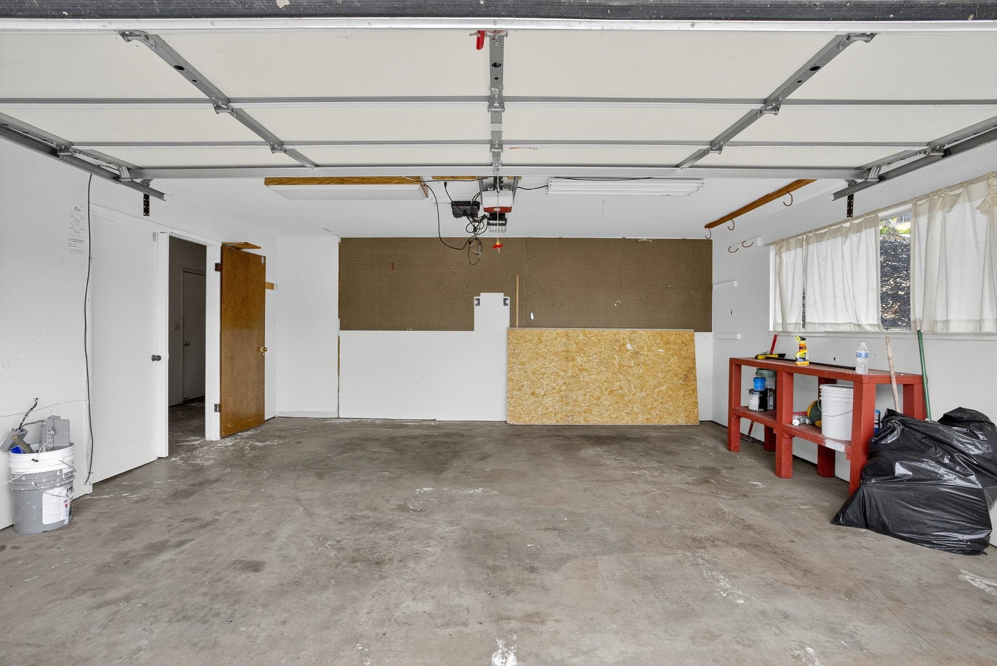 Detail Gallery Image 49 of 60 For 350 Elysian Fields Dr, Oakland,  CA 94605 - 3 Beds | 2 Baths