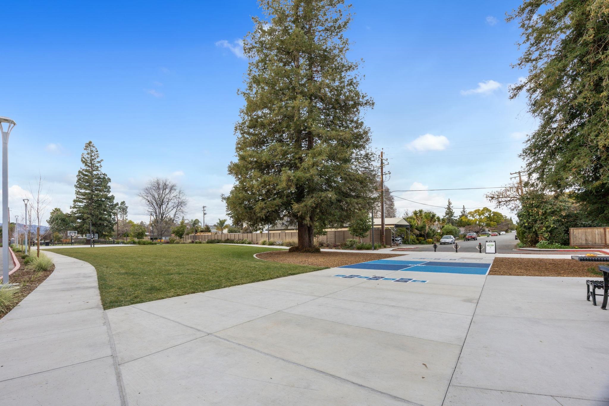 Detail Gallery Image 12 of 27 For 3281 Eagle Ct Dr #201,  San Jose,  CA 95117-2255 - 2 Beds | 2 Baths