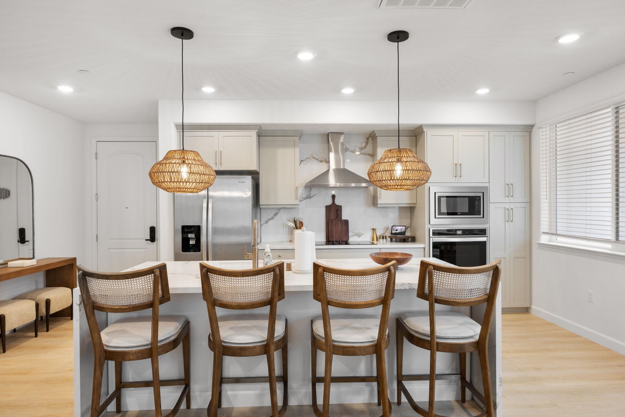 Detail Gallery Image 16 of 27 For 3281 Eagle Ct Dr #201,  San Jose,  CA 95117-2255 - 2 Beds | 2 Baths