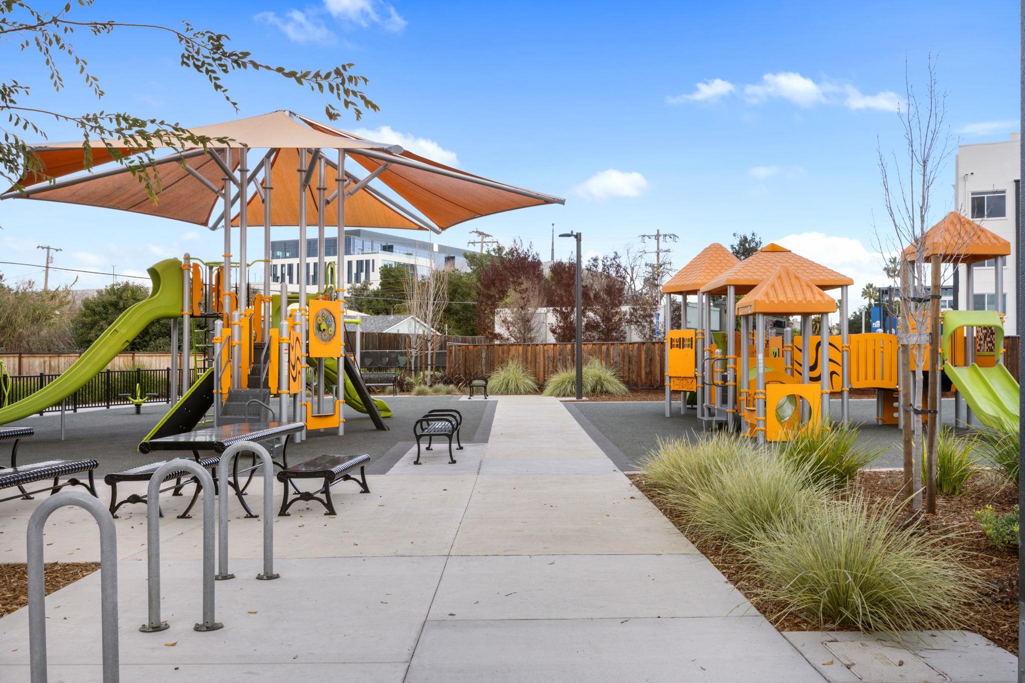 Detail Gallery Image 24 of 27 For 3281 Eagle Ct Dr #201,  San Jose,  CA 95117-2255 - 2 Beds | 2 Baths