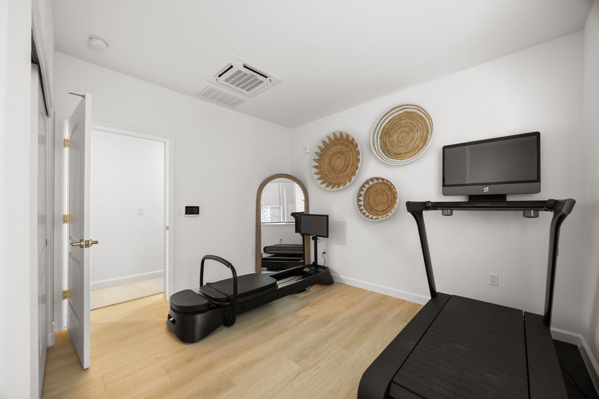 Detail Gallery Image 5 of 27 For 3281 Eagle Ct Dr #201,  San Jose,  CA 95117-2255 - 2 Beds | 2 Baths