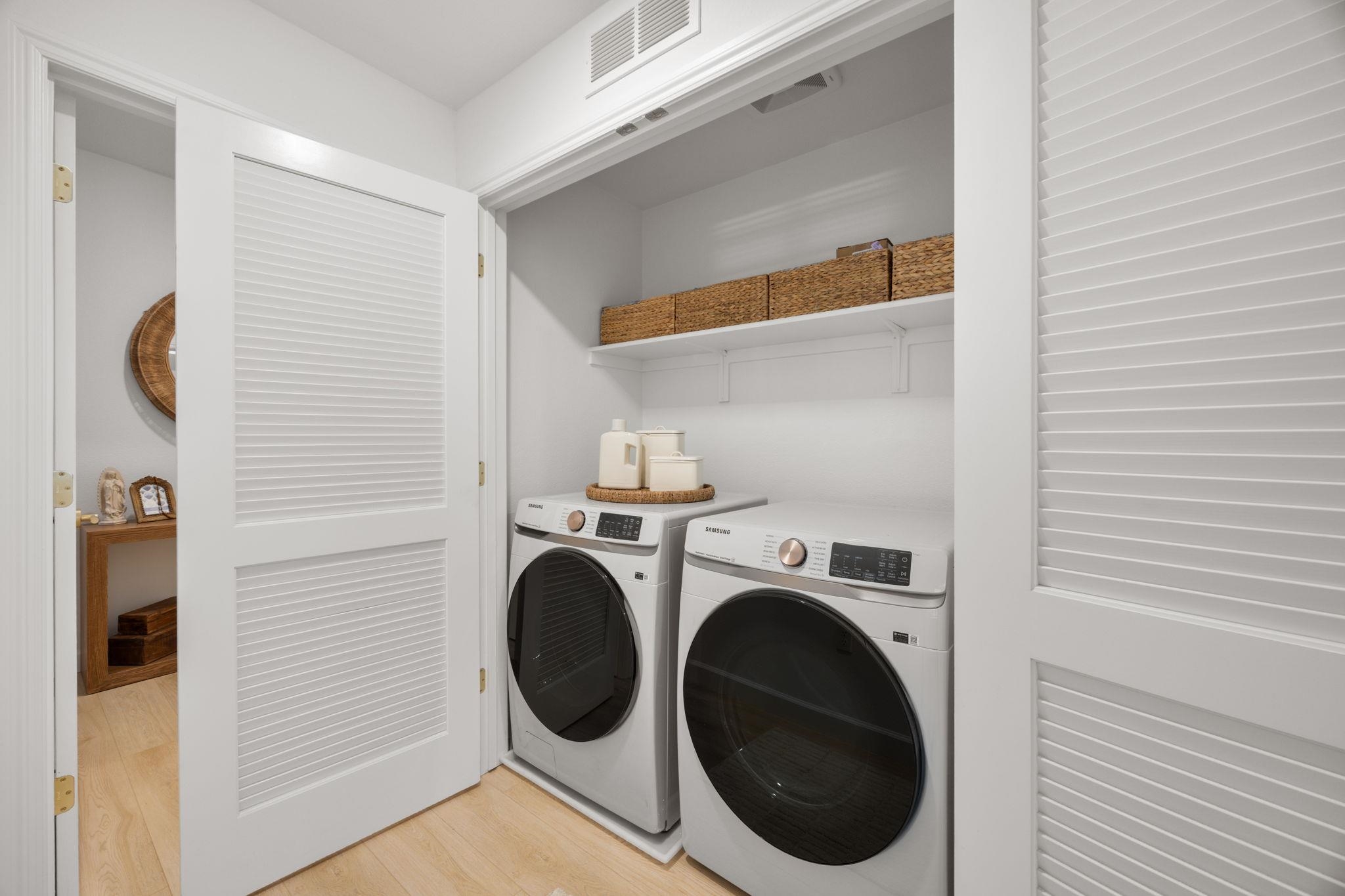 Detail Gallery Image 6 of 27 For 3281 Eagle Ct Dr #201,  San Jose,  CA 95117-2255 - 2 Beds | 2 Baths