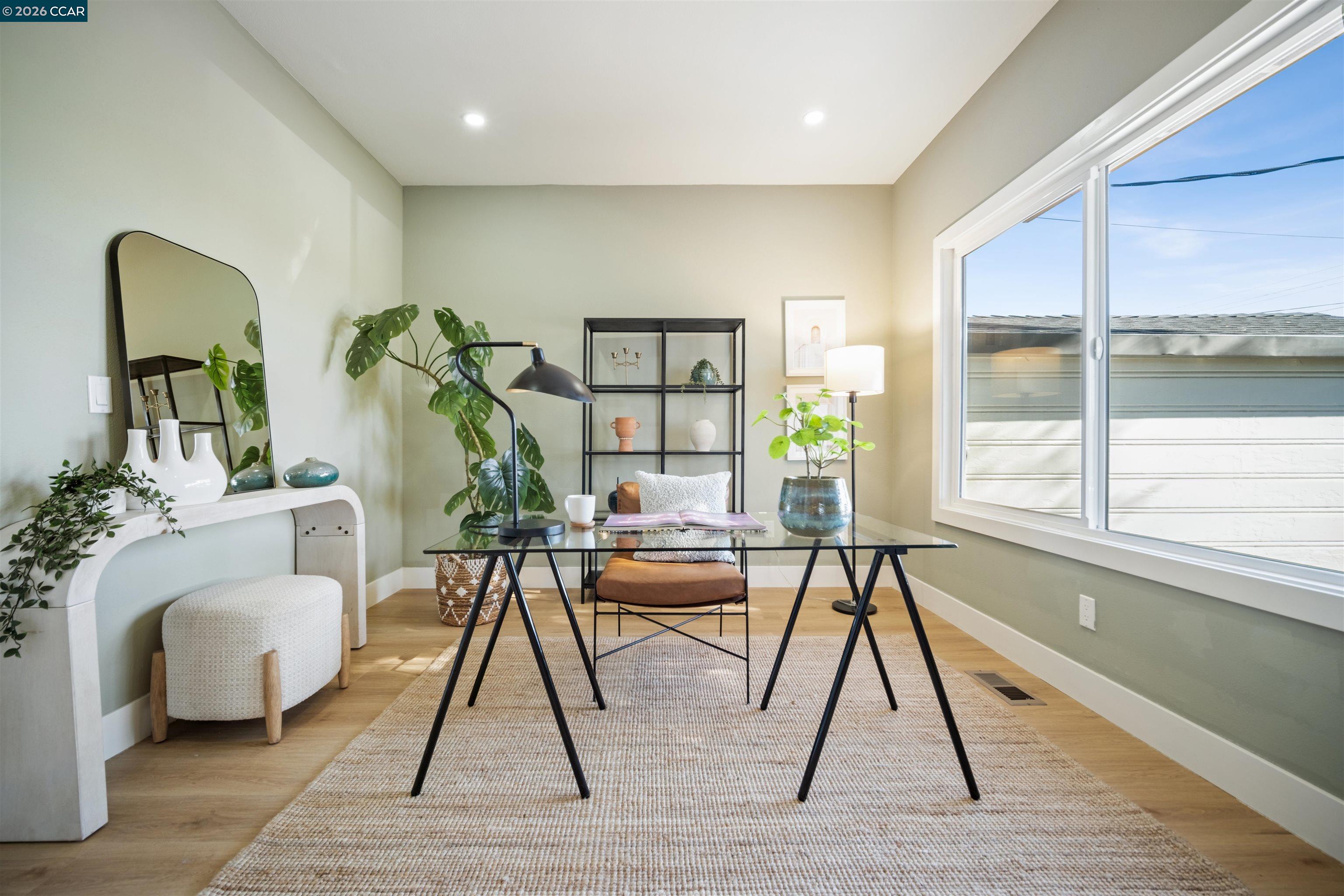 Detail Gallery Image 6 of 23 For 1917 Sanford Ave, San Pablo,  CA 94806 - 3 Beds | 1 Baths