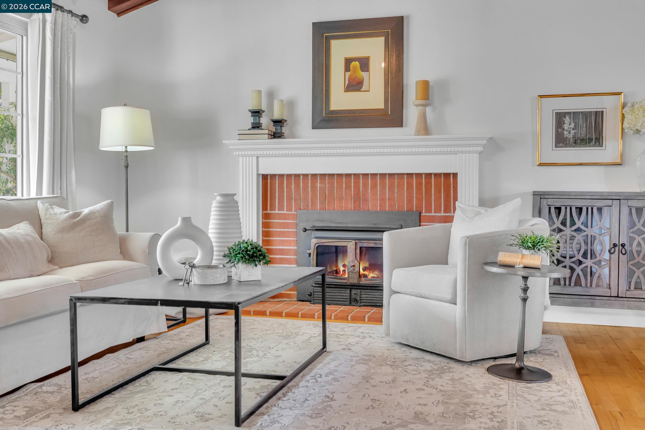 Detail Gallery Image 11 of 60 For 112 Danvilla Ct, Danville,  CA 94526 - 4 Beds | 2/1 Baths