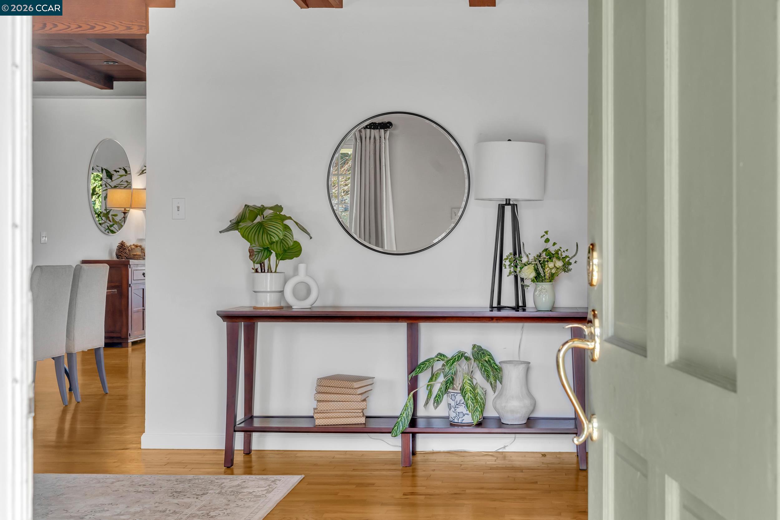 Detail Gallery Image 10 of 60 For 112 Danvilla Ct, Danville,  CA 94526 - 4 Beds | 2/1 Baths