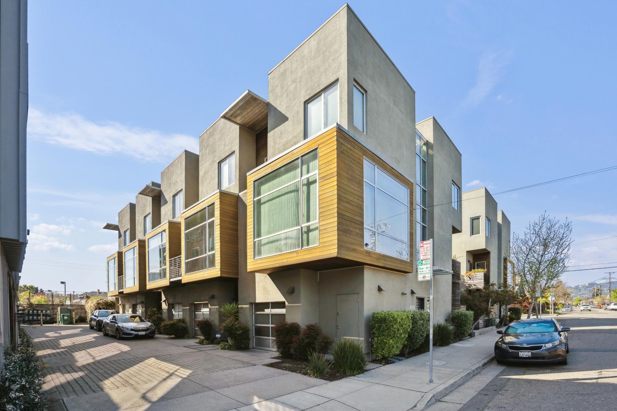 Photo #1: 41122324 Listing: Photo #1