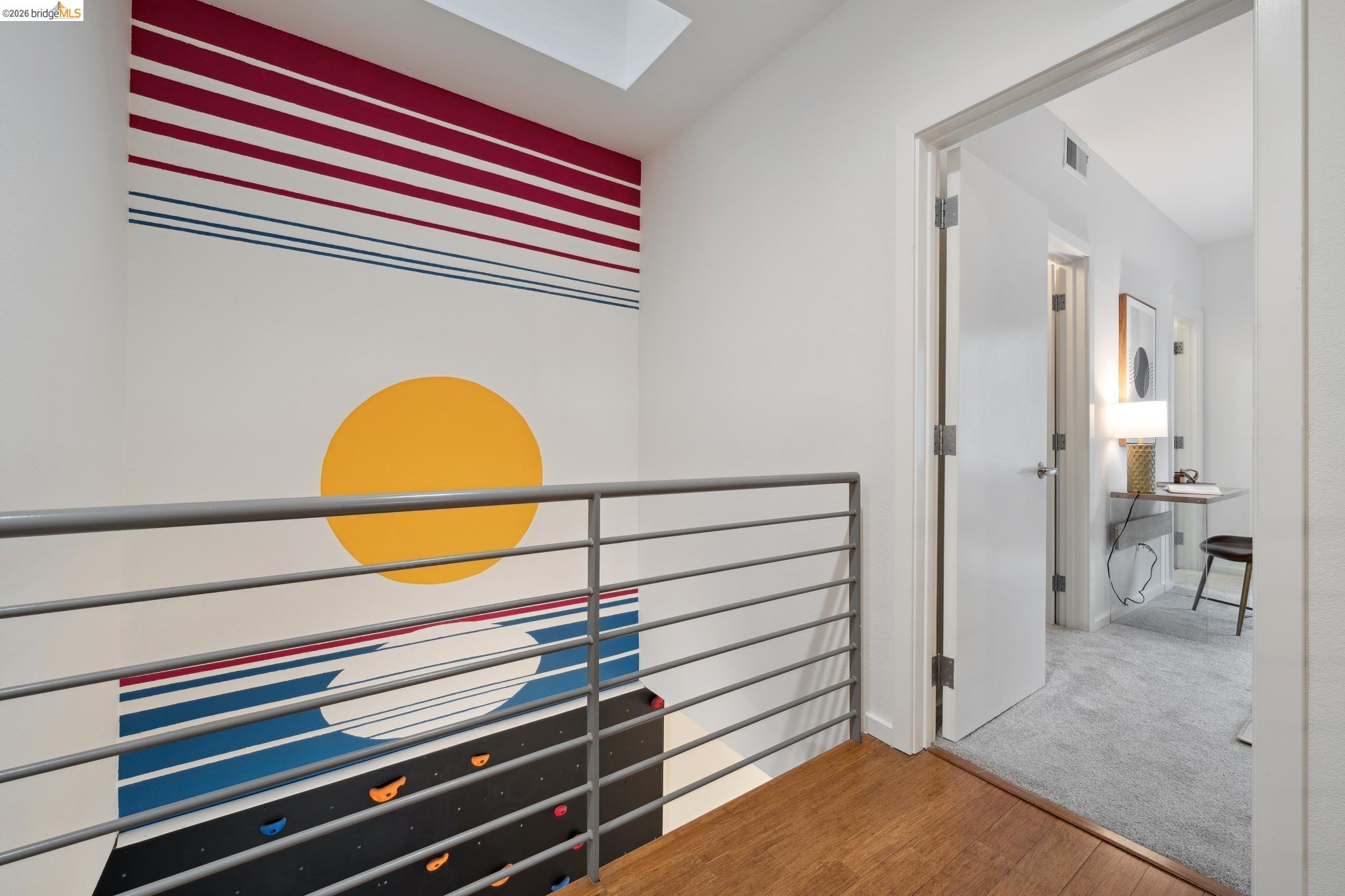 Detail Gallery Image 22 of 44 For 4067 Shafter Ave, Oakland,  CA 94609 - 3 Beds | 3/1 Baths