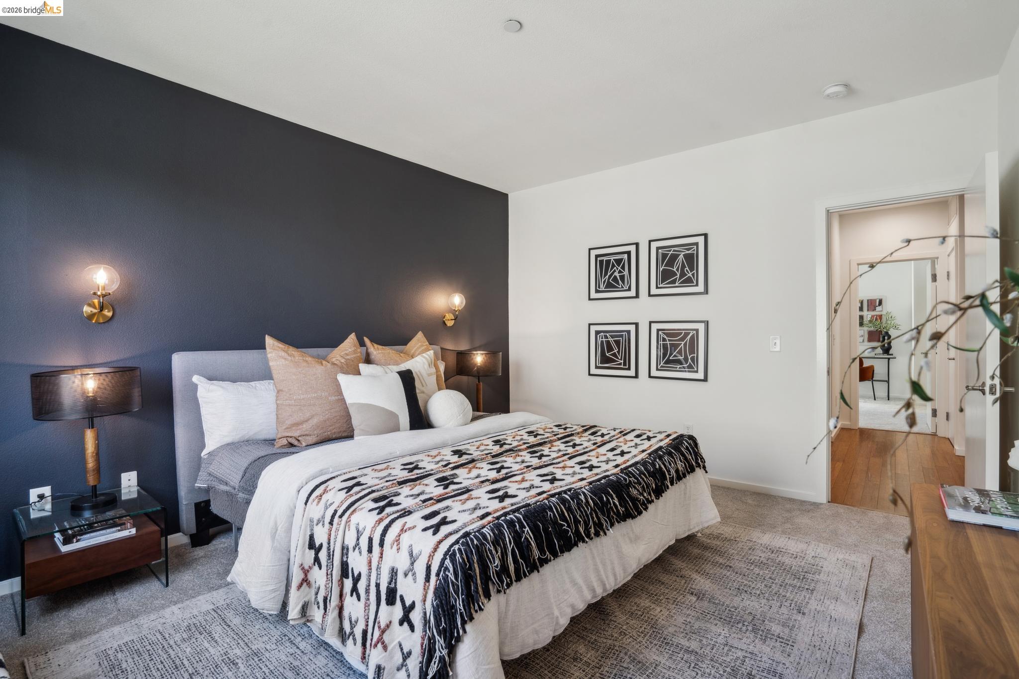 Detail Gallery Image 24 of 44 For 4067 Shafter Ave, Oakland,  CA 94609 - 3 Beds | 3/1 Baths