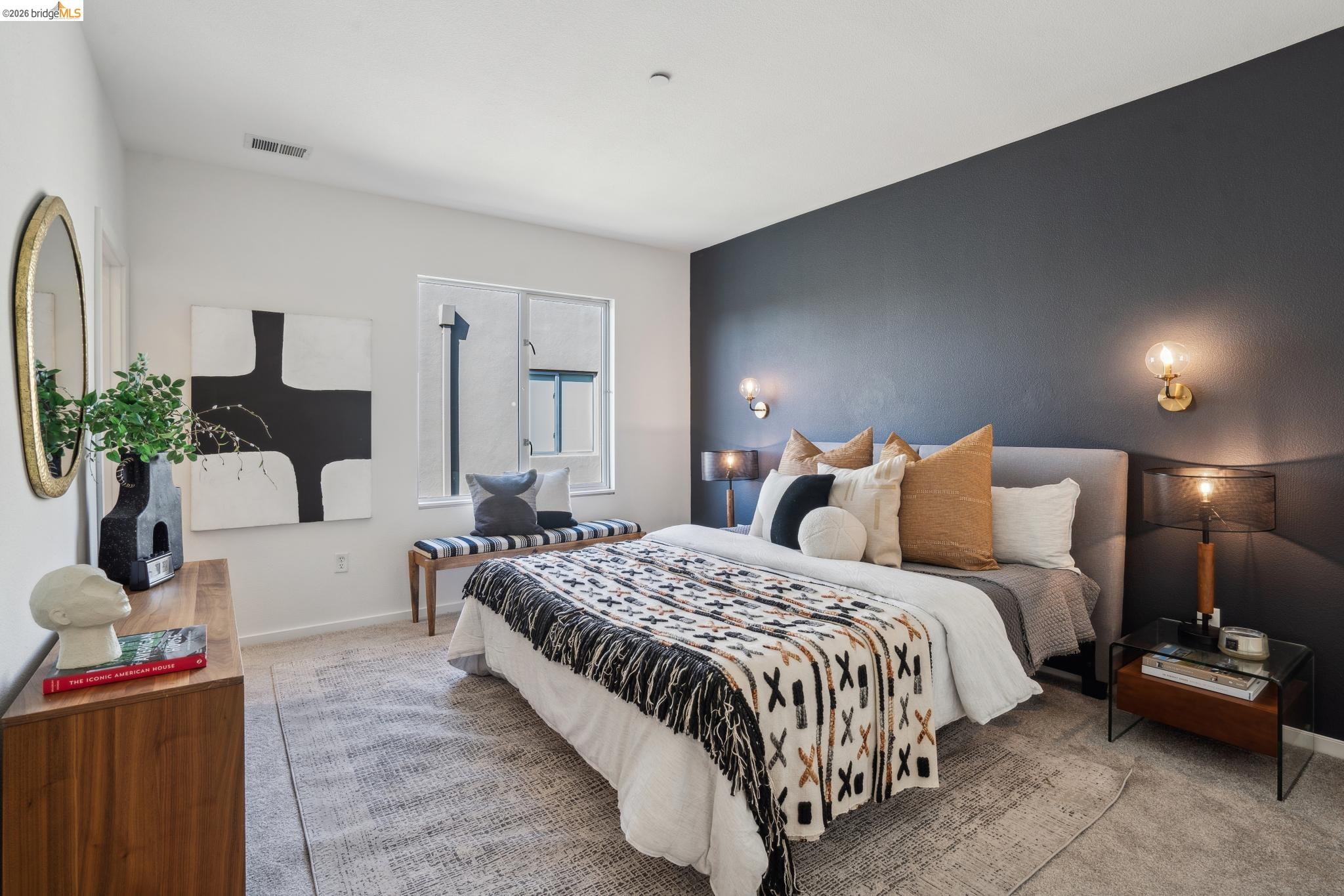 Detail Gallery Image 25 of 44 For 4067 Shafter Ave, Oakland,  CA 94609 - 3 Beds | 3/1 Baths