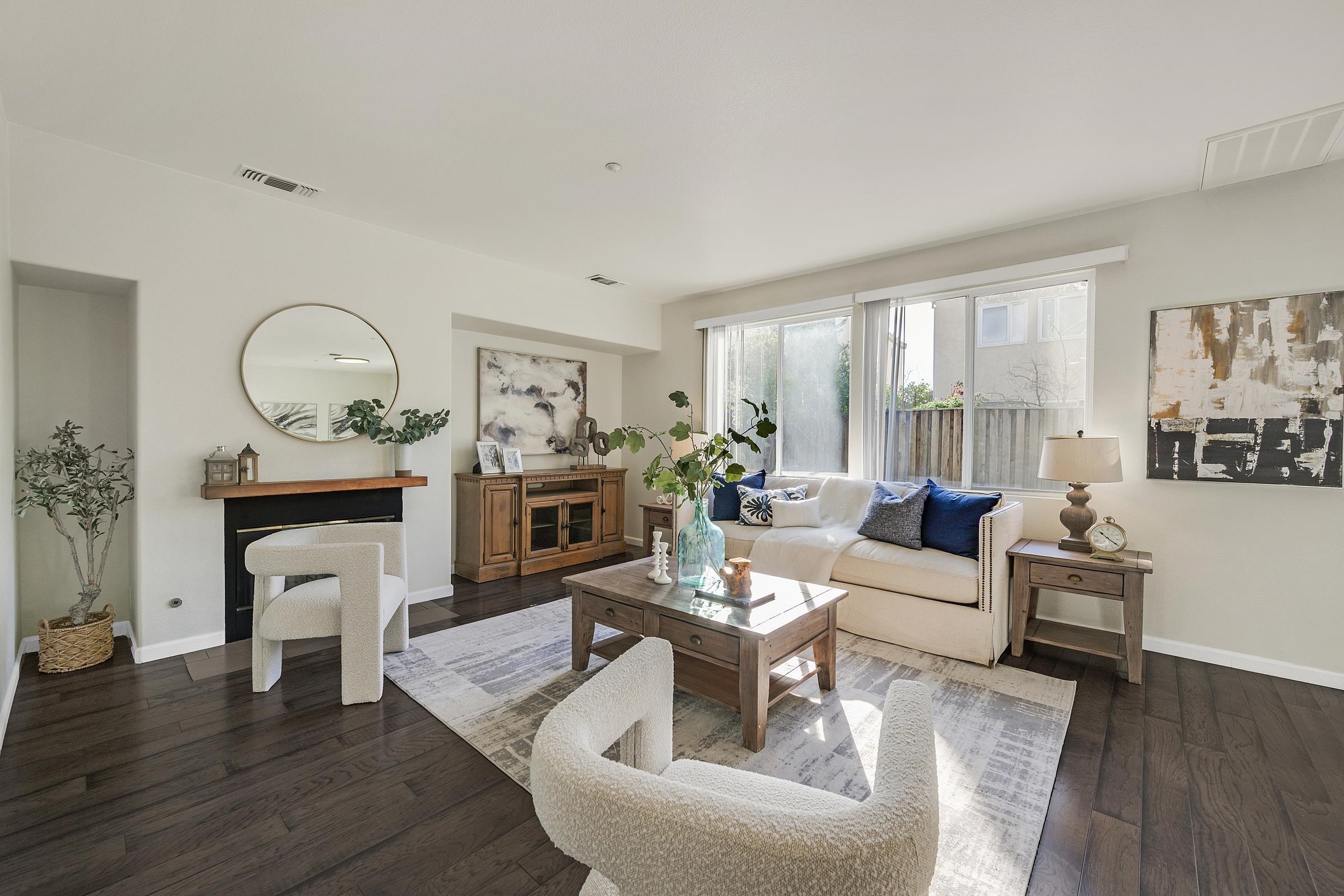 Detail Gallery Image 11 of 43 For 19 Kevin Ln, American Canyon,  CA 94503 - 4 Beds | 2/1 Baths