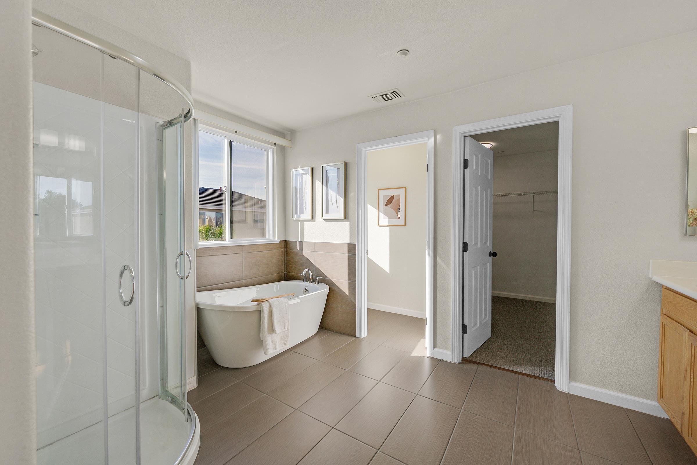 Detail Gallery Image 34 of 43 For 19 Kevin Ln, American Canyon,  CA 94503 - 4 Beds | 2/1 Baths