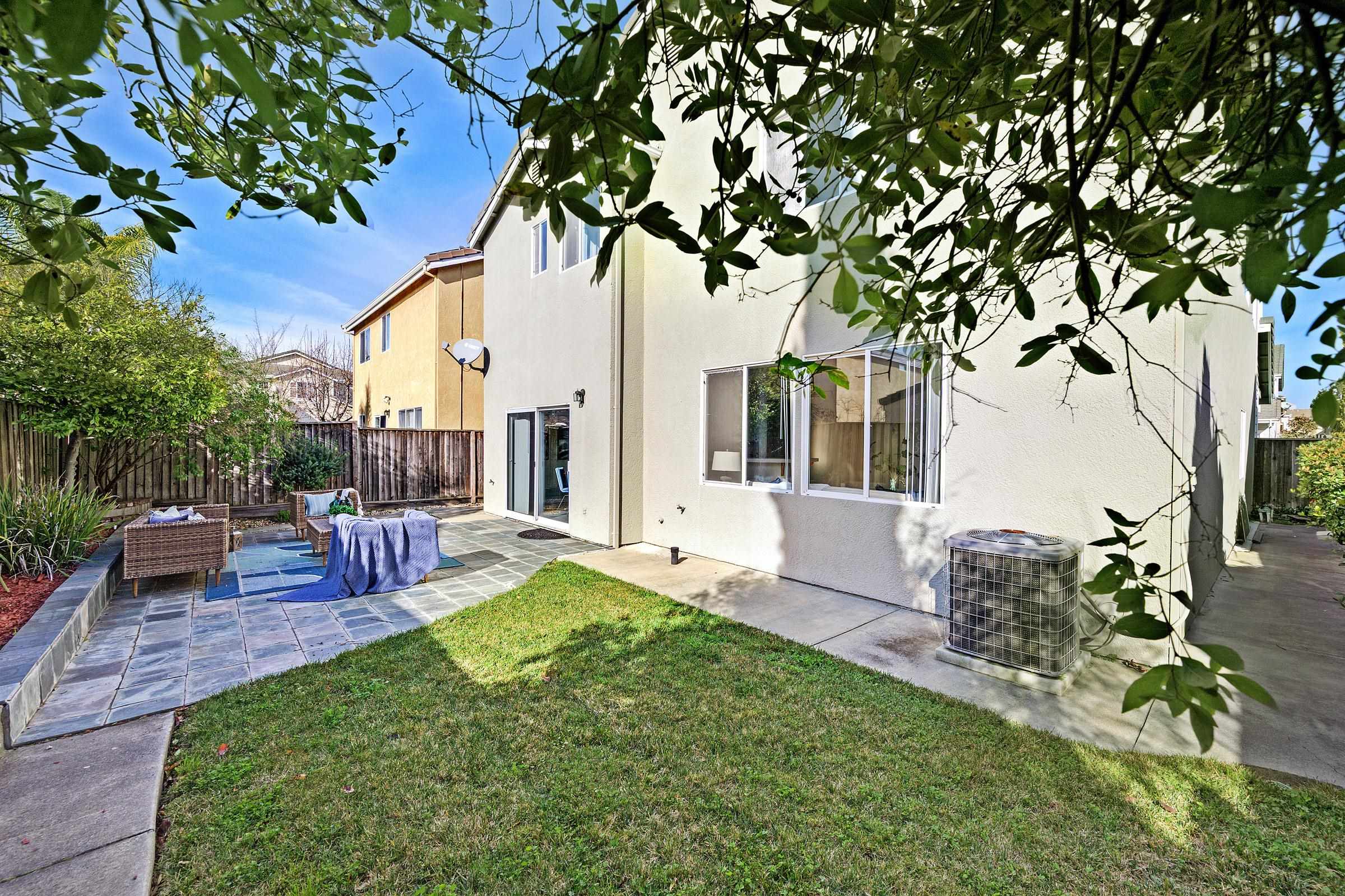 Detail Gallery Image 39 of 43 For 19 Kevin Ln, American Canyon,  CA 94503 - 4 Beds | 2/1 Baths