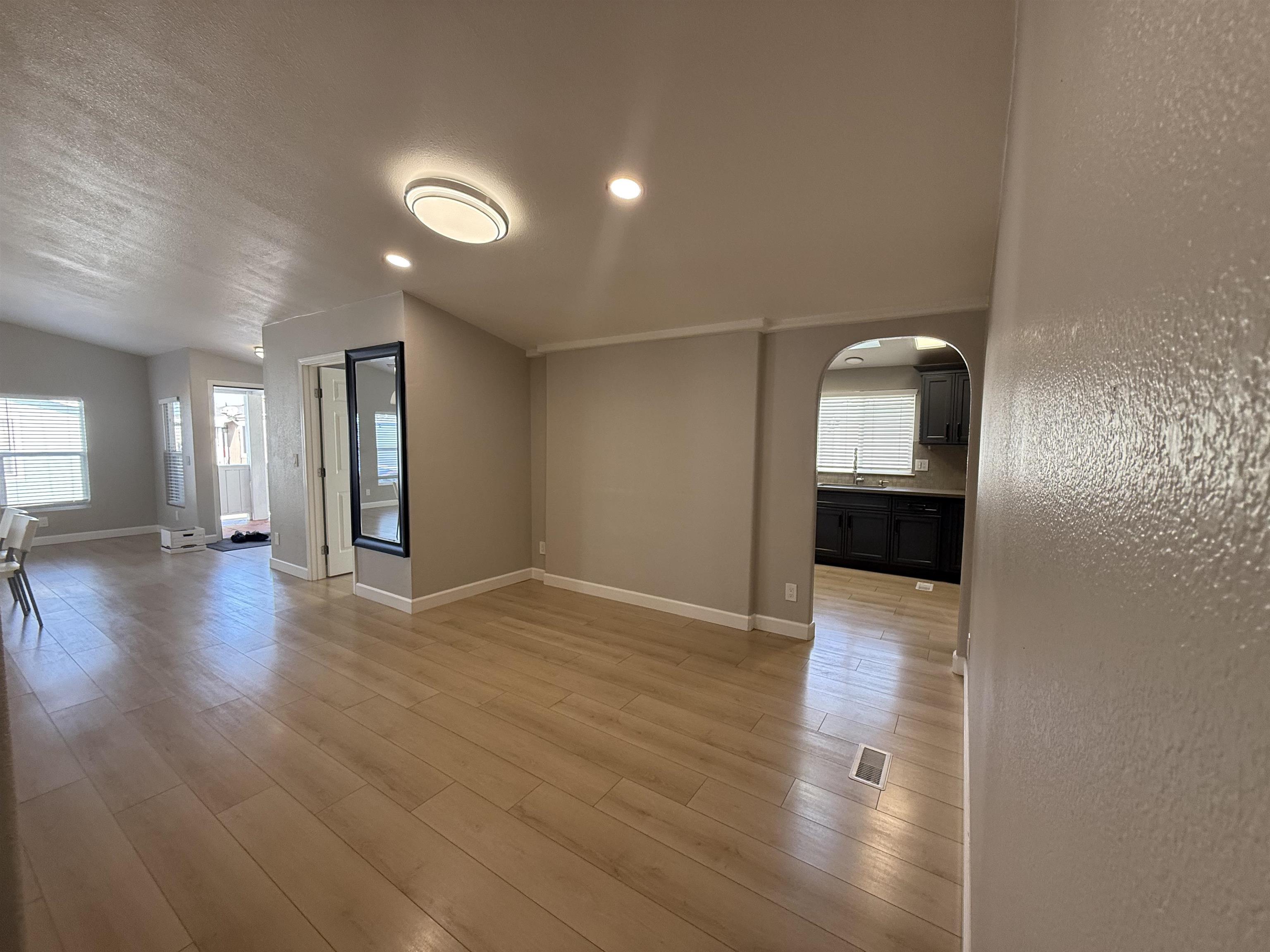 Detail Gallery Image 2 of 17 For 2151 Oakland Rd #232,  San Jose,  CA 95131 - 3 Beds | 2 Baths