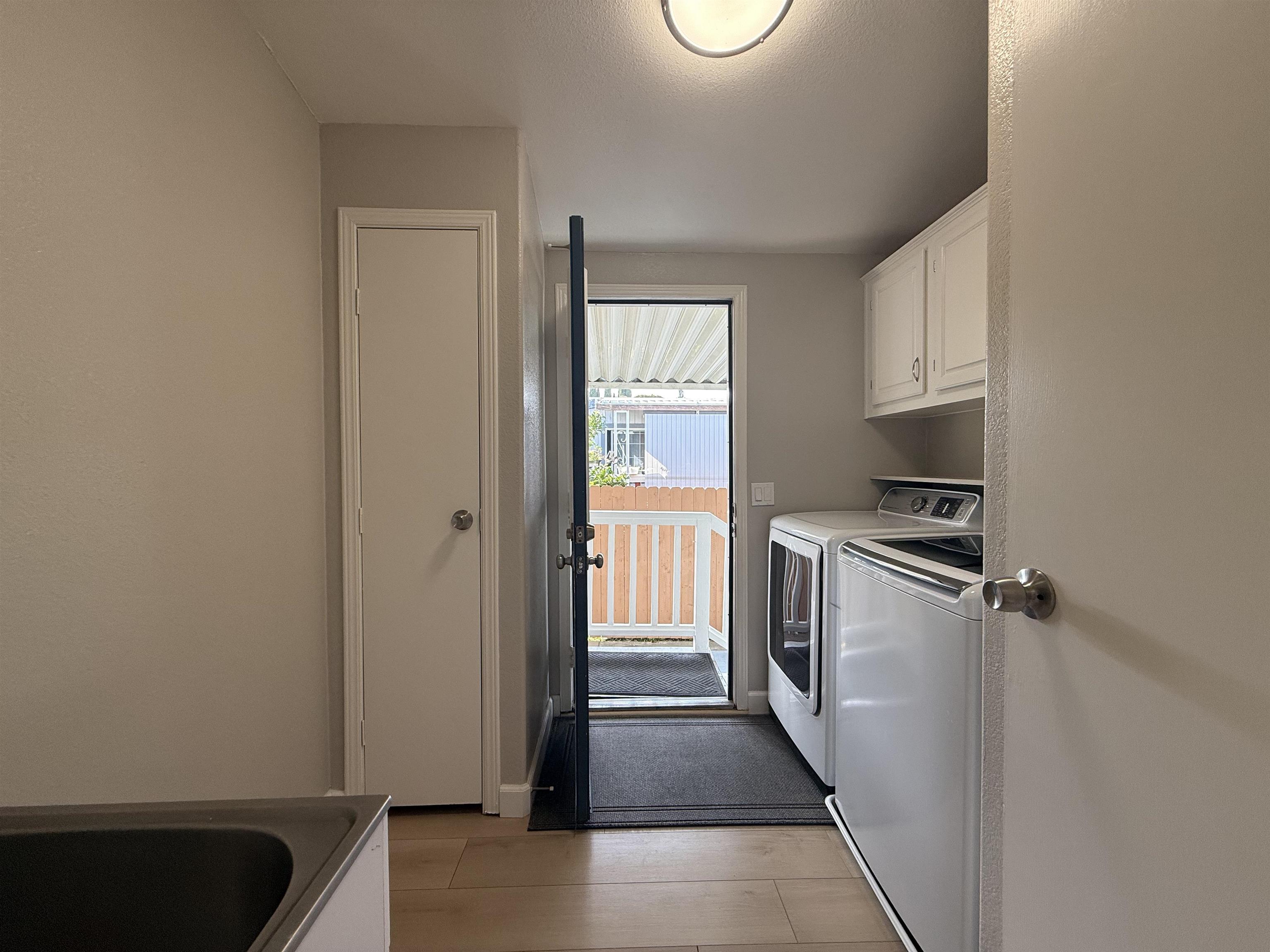 Detail Gallery Image 13 of 17 For 2151 Oakland Rd #232,  San Jose,  CA 95131 - 3 Beds | 2 Baths