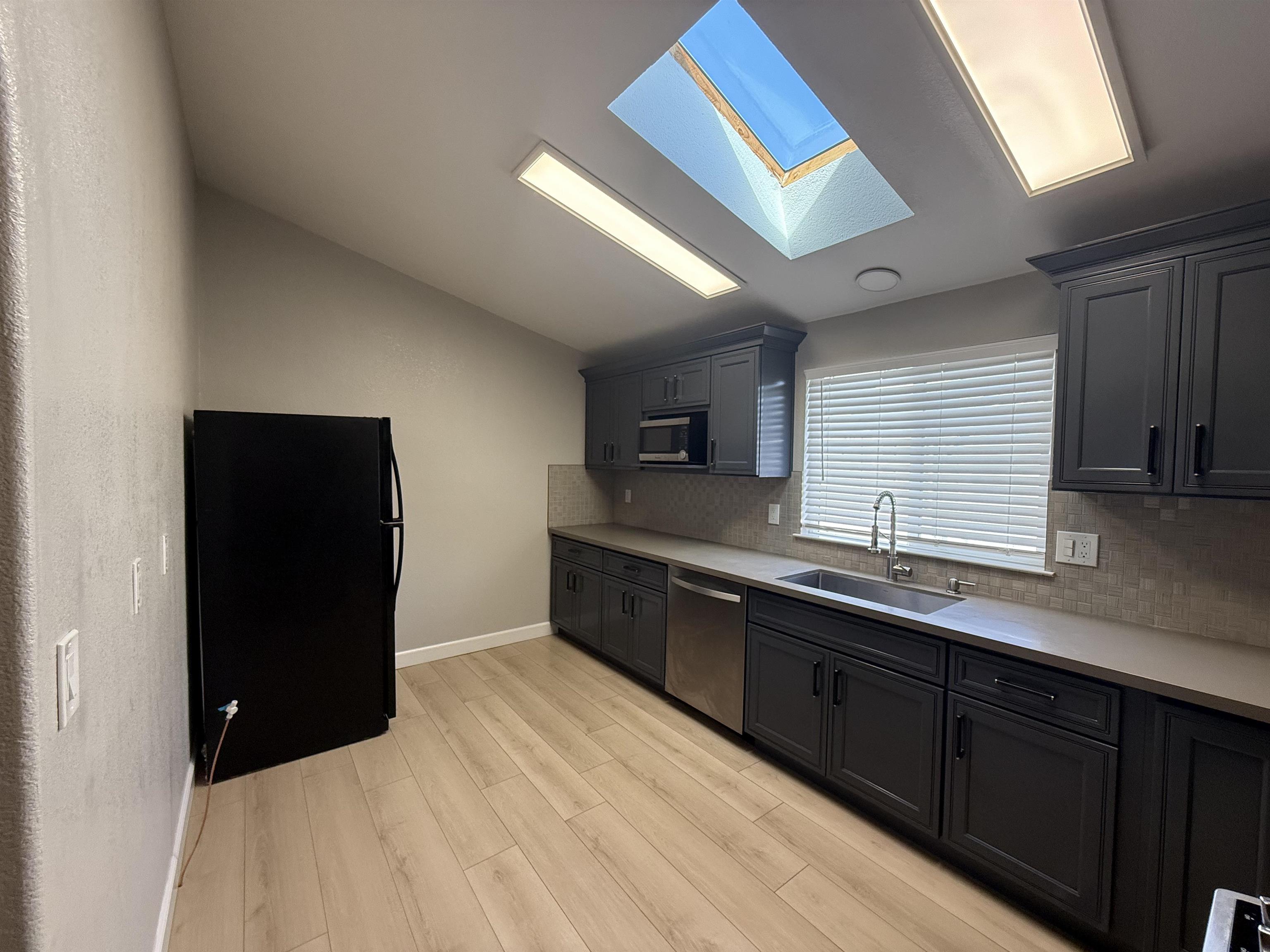 Detail Gallery Image 8 of 17 For 2151 Oakland Rd #232,  San Jose,  CA 95131 - 3 Beds | 2 Baths