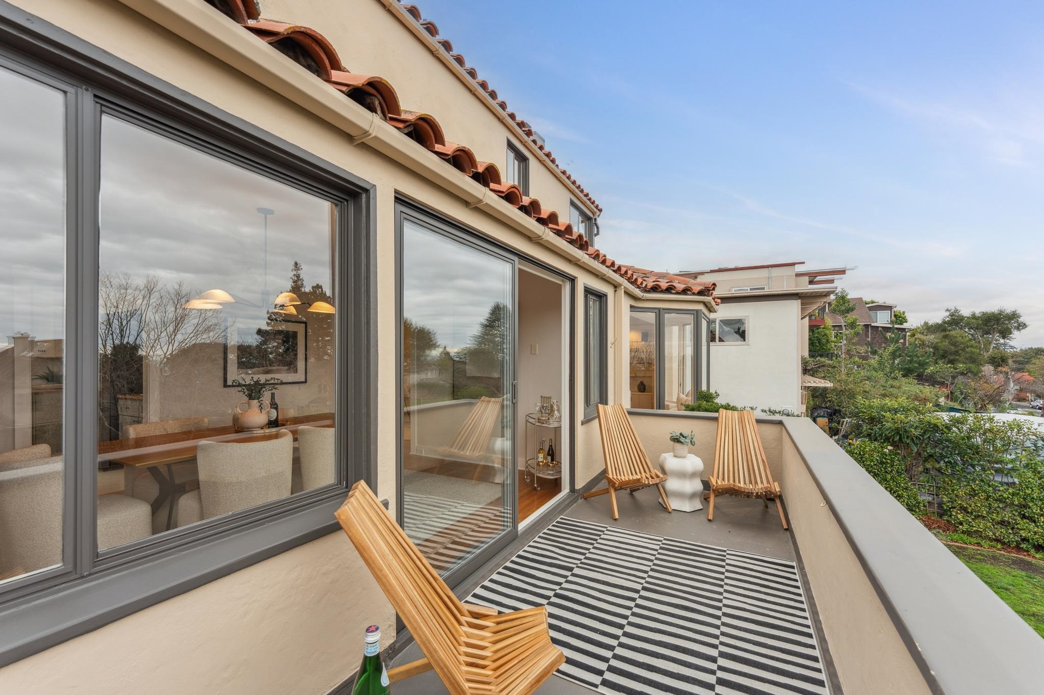 Detail Gallery Image 19 of 60 For 225 Arlington Ave., Kensington,  CA 94707 - 4 Beds | 3 Baths