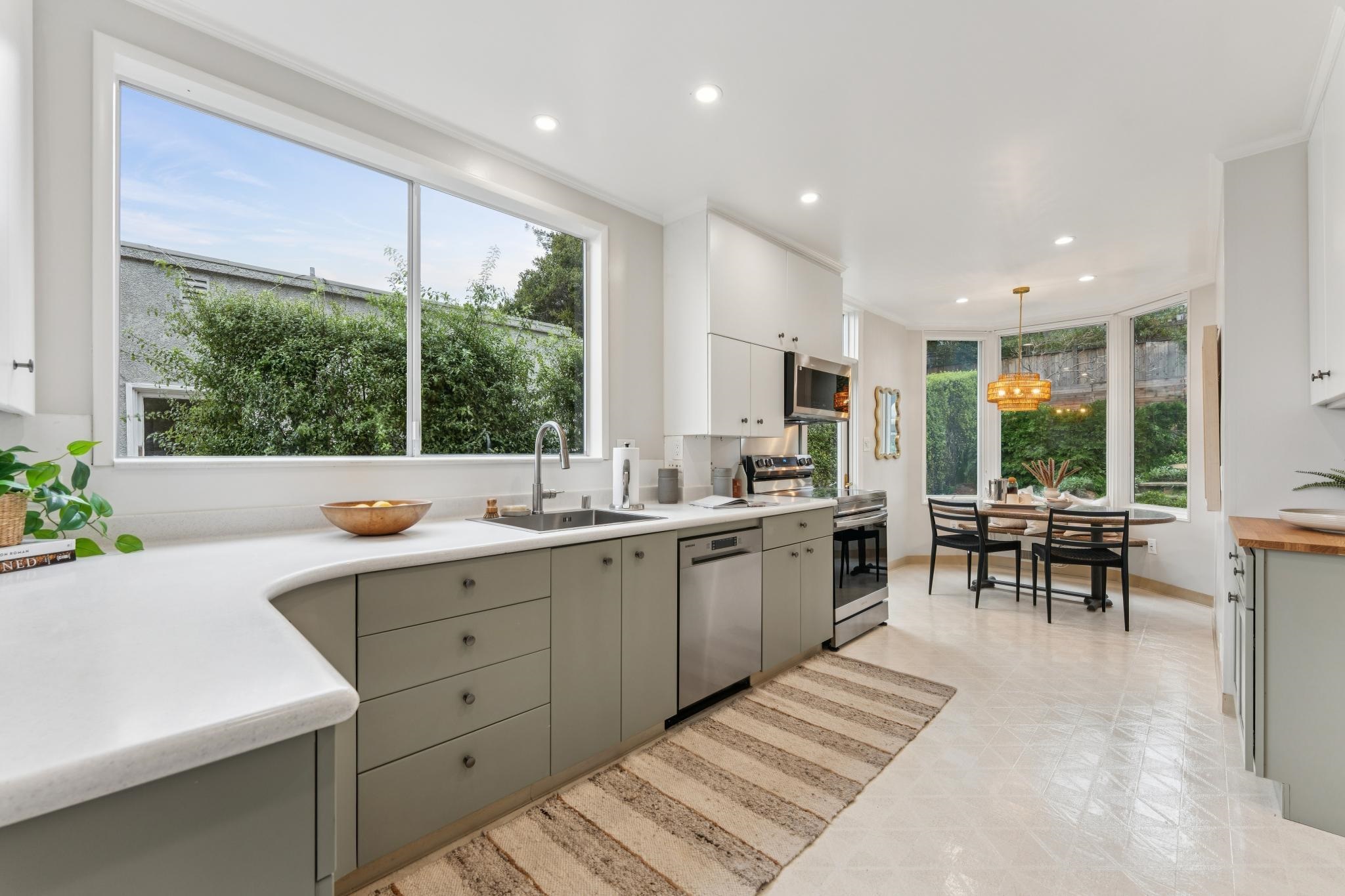 Detail Gallery Image 21 of 60 For 225 Arlington Ave., Kensington,  CA 94707 - 4 Beds | 3 Baths