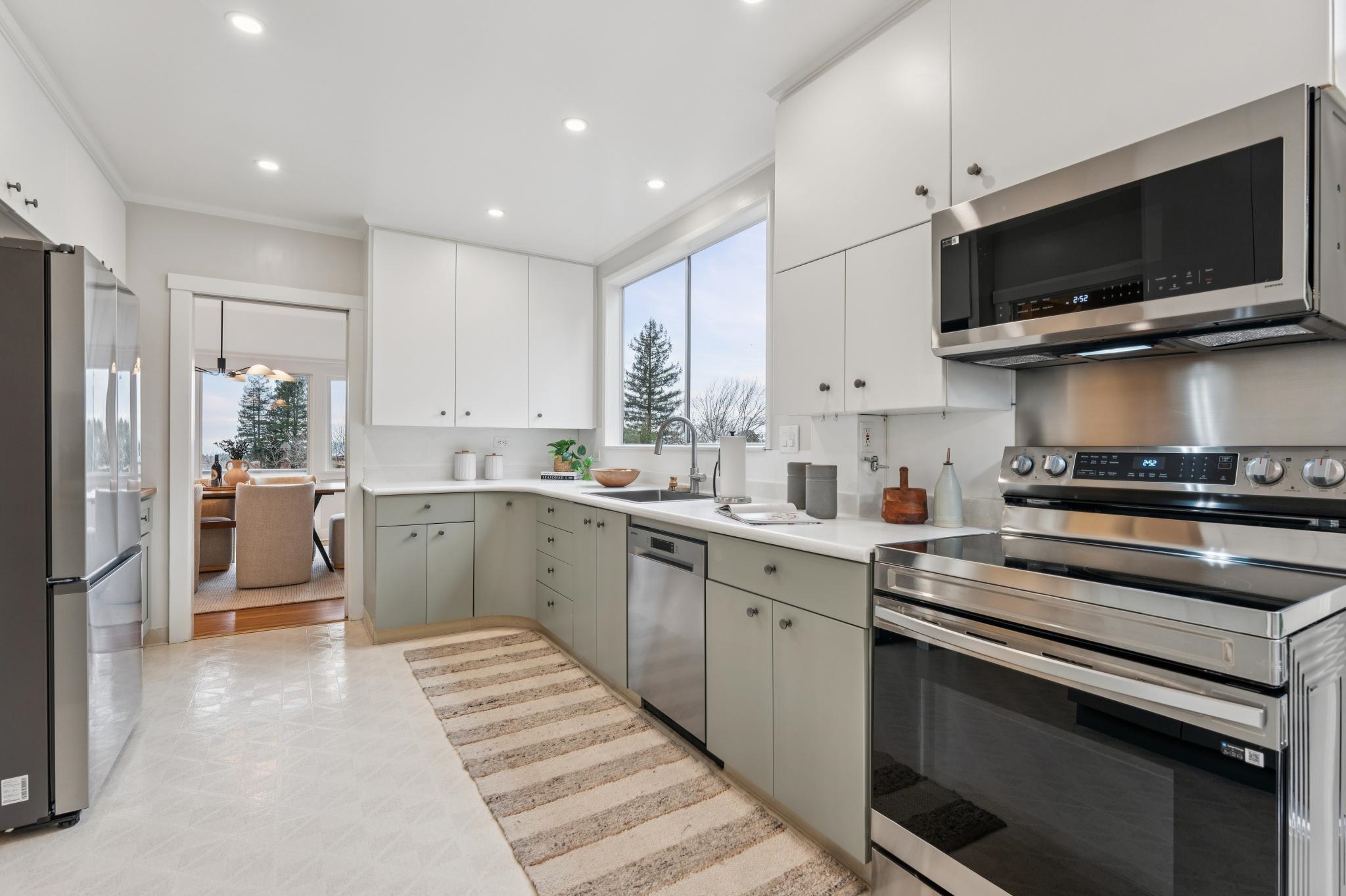 Detail Gallery Image 25 of 60 For 225 Arlington Ave., Kensington,  CA 94707 - 4 Beds | 3 Baths