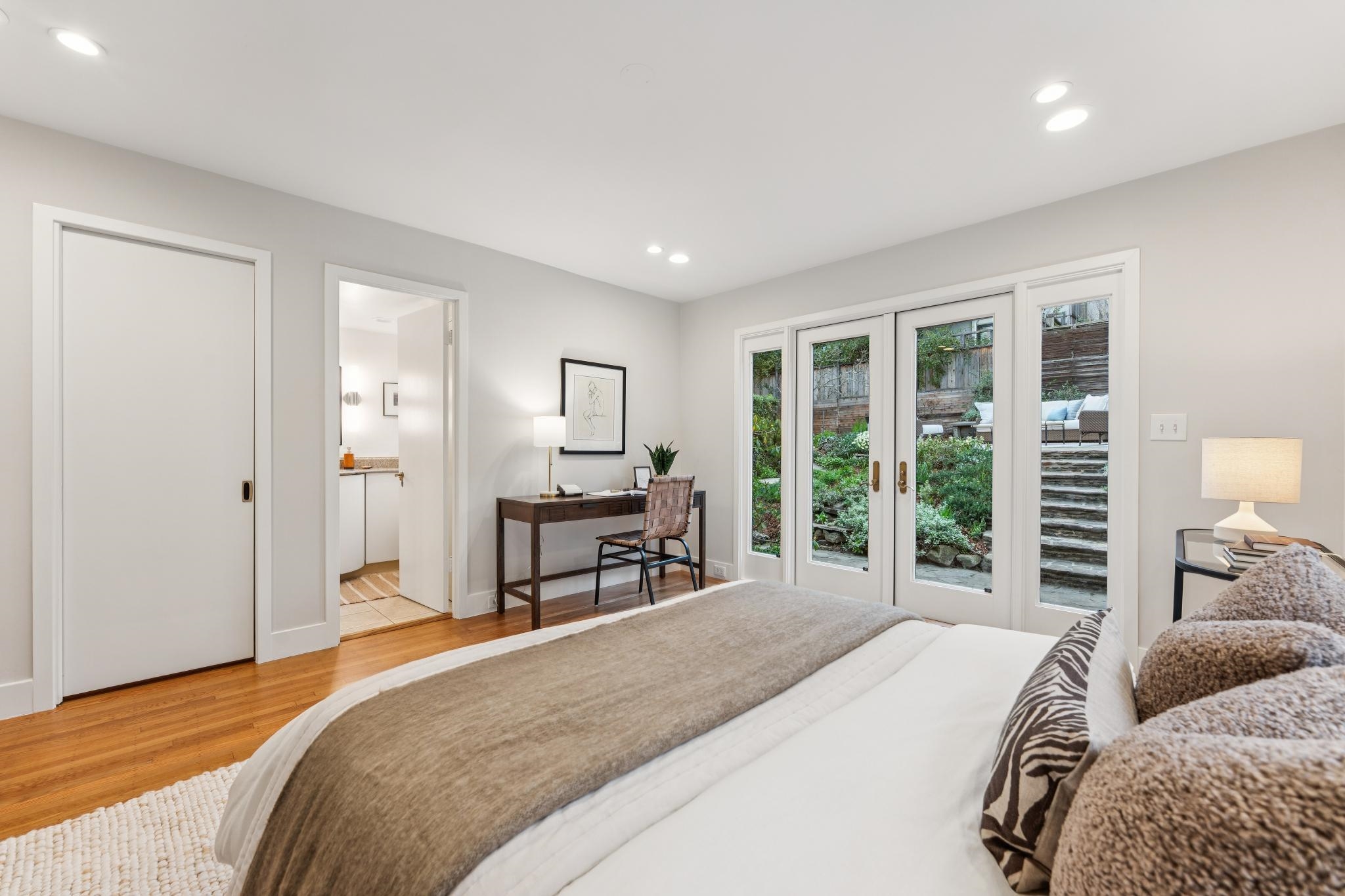 Detail Gallery Image 28 of 60 For 225 Arlington Ave., Kensington,  CA 94707 - 4 Beds | 3 Baths