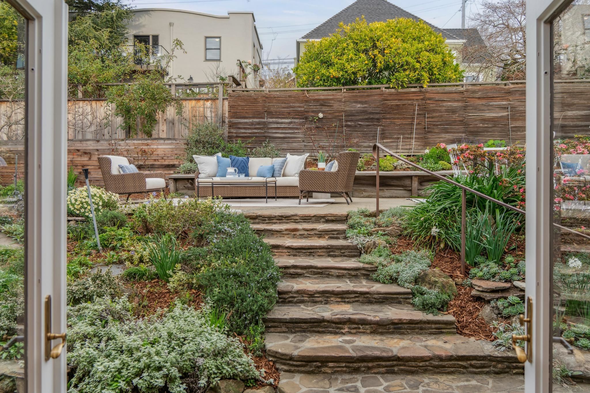 Detail Gallery Image 53 of 60 For 225 Arlington Ave., Kensington,  CA 94707 - 4 Beds | 3 Baths