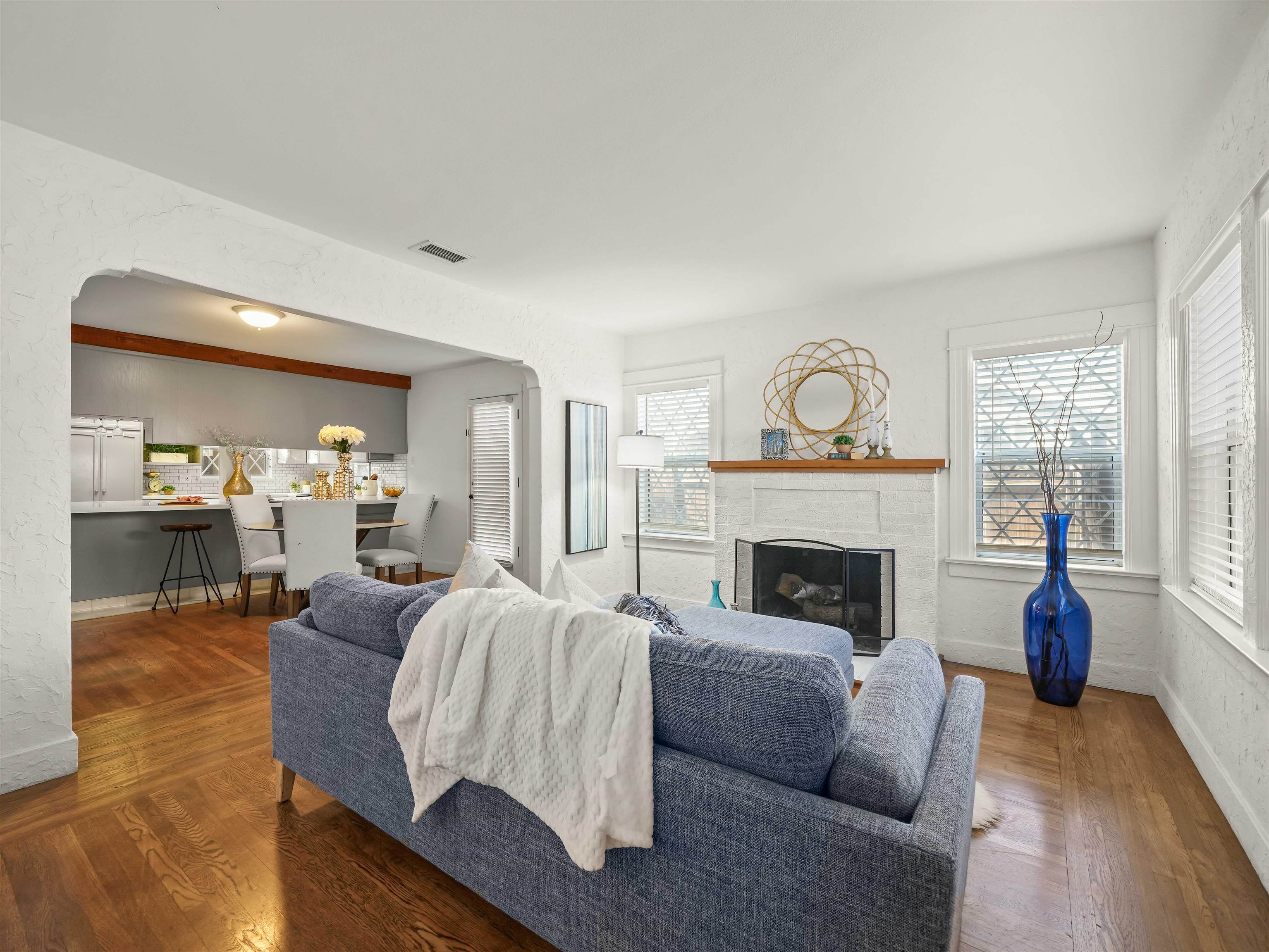 Detail Gallery Image 5 of 43 For 262 W Lowell Ave, Tracy,  CA 95376 - 3 Beds | 2 Baths