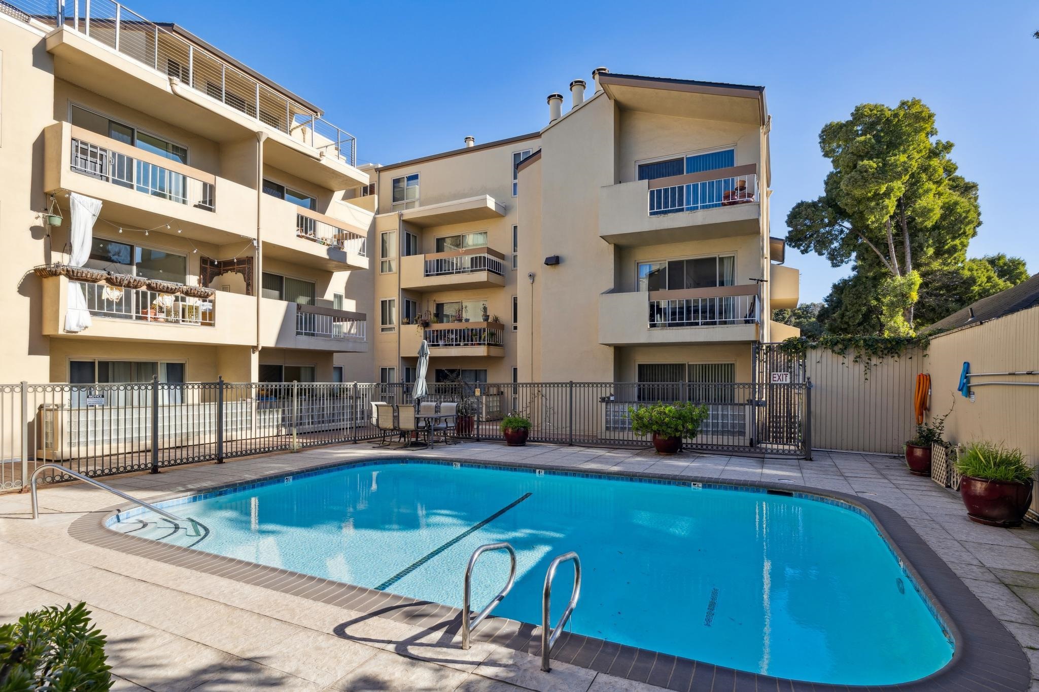 Photo #4: 41122334 Listing: Photo #4