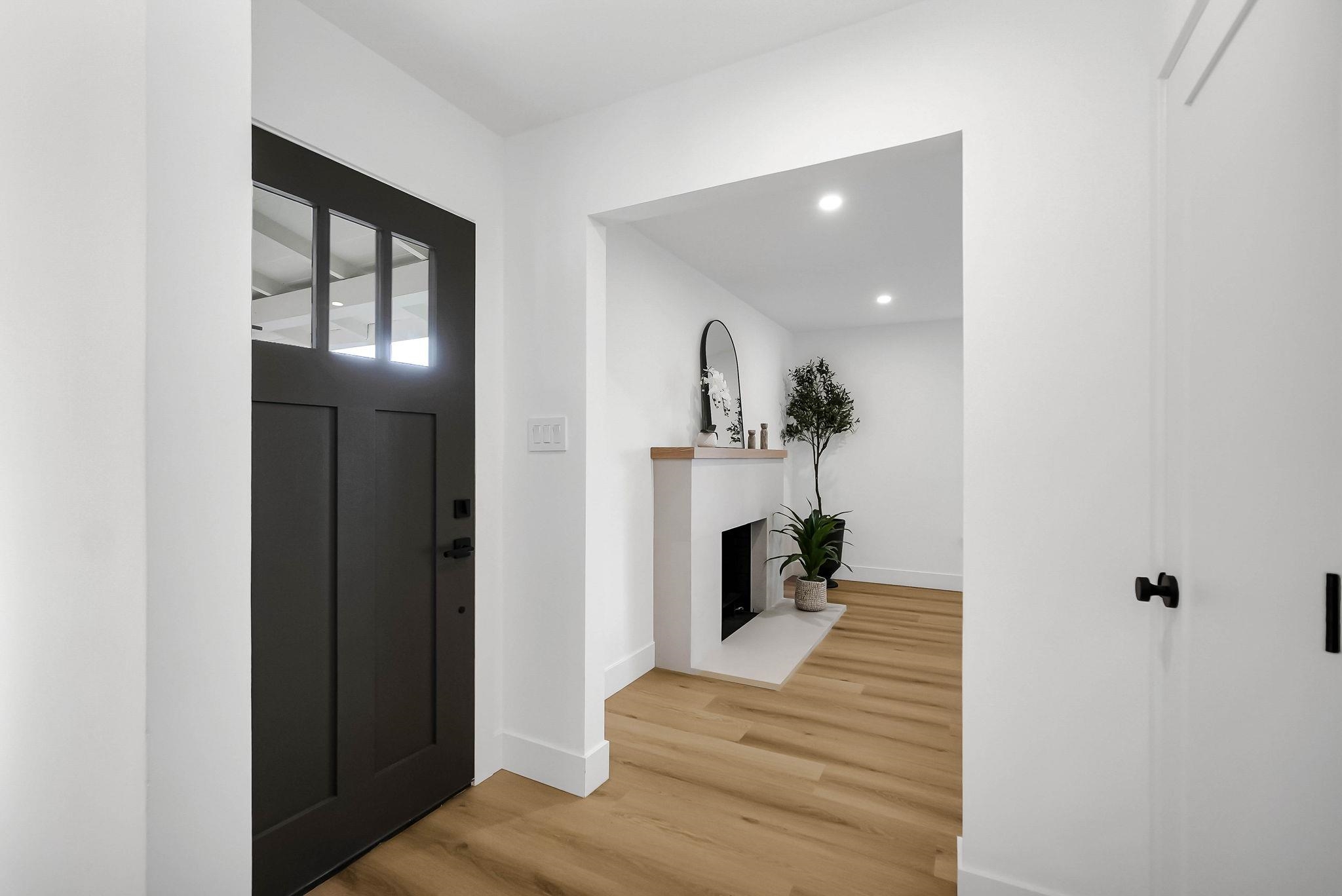 Detail Gallery Image 14 of 60 For 20255 Yeandle Ave, Castro Valley,  CA 94546 - 3 Beds | 2 Baths