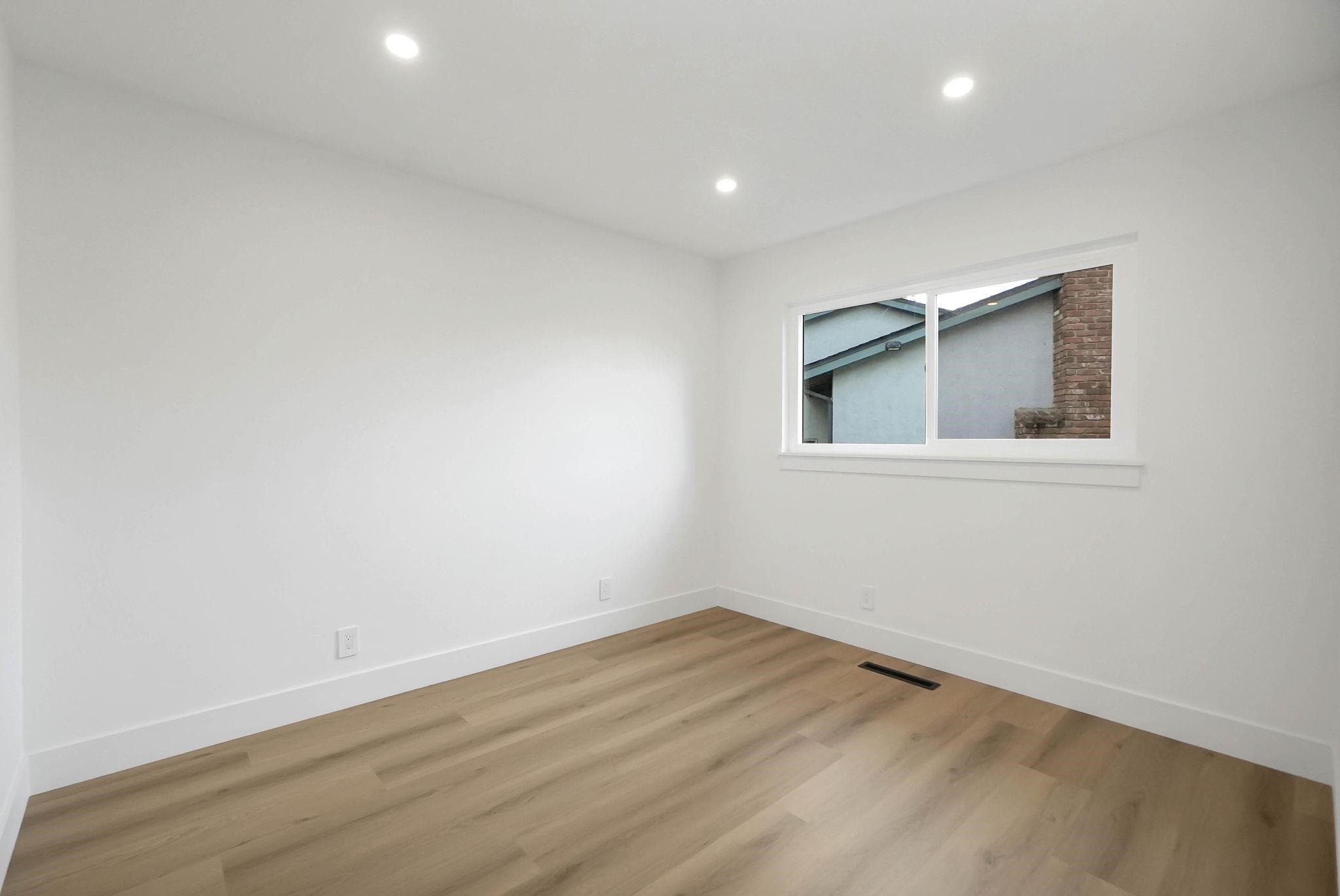 Detail Gallery Image 35 of 60 For 20255 Yeandle Ave, Castro Valley,  CA 94546 - 3 Beds | 2 Baths