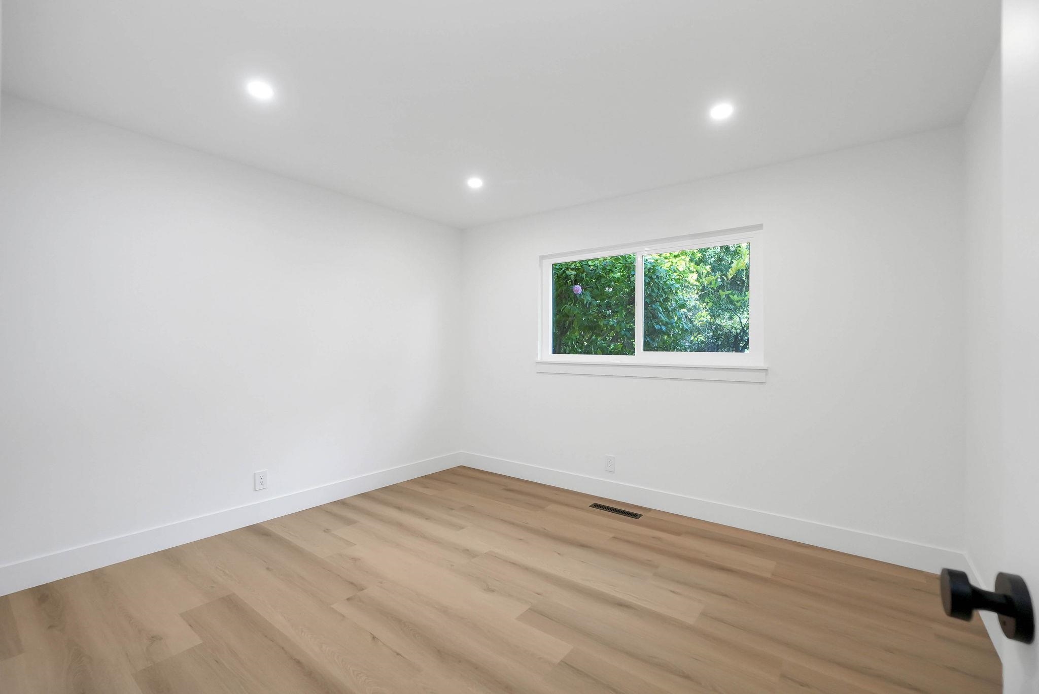 Detail Gallery Image 47 of 60 For 20255 Yeandle Ave, Castro Valley,  CA 94546 - 3 Beds | 2 Baths