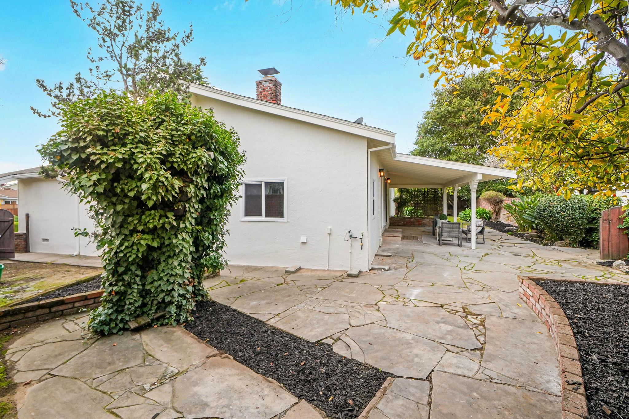 Detail Gallery Image 49 of 60 For 20255 Yeandle Ave, Castro Valley,  CA 94546 - 3 Beds | 2 Baths