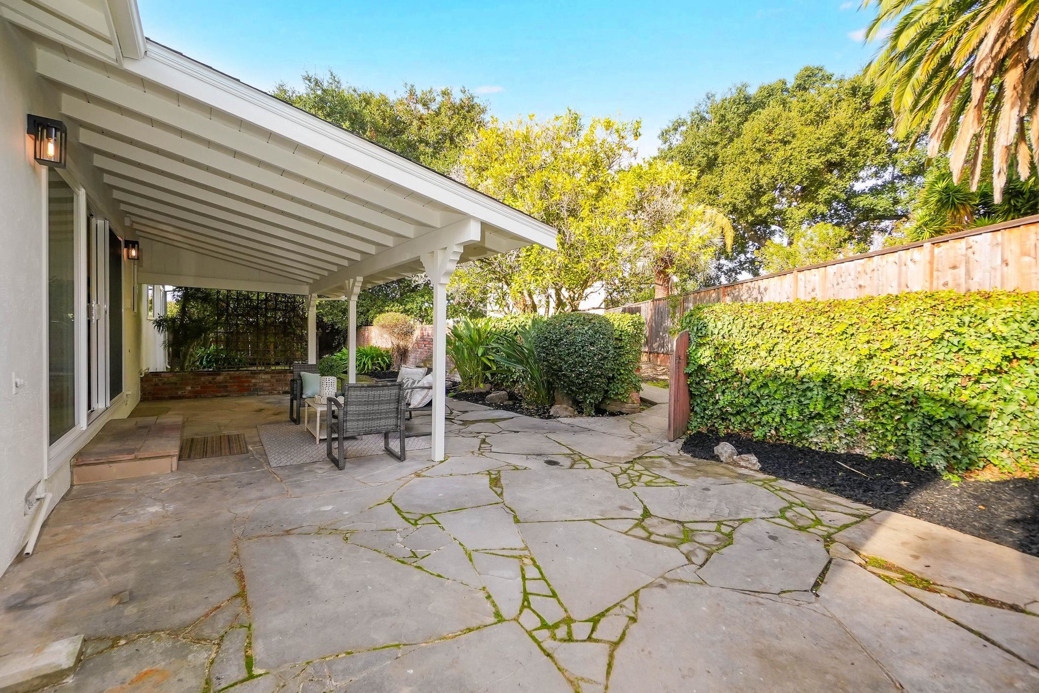 Detail Gallery Image 53 of 60 For 20255 Yeandle Ave, Castro Valley,  CA 94546 - 3 Beds | 2 Baths