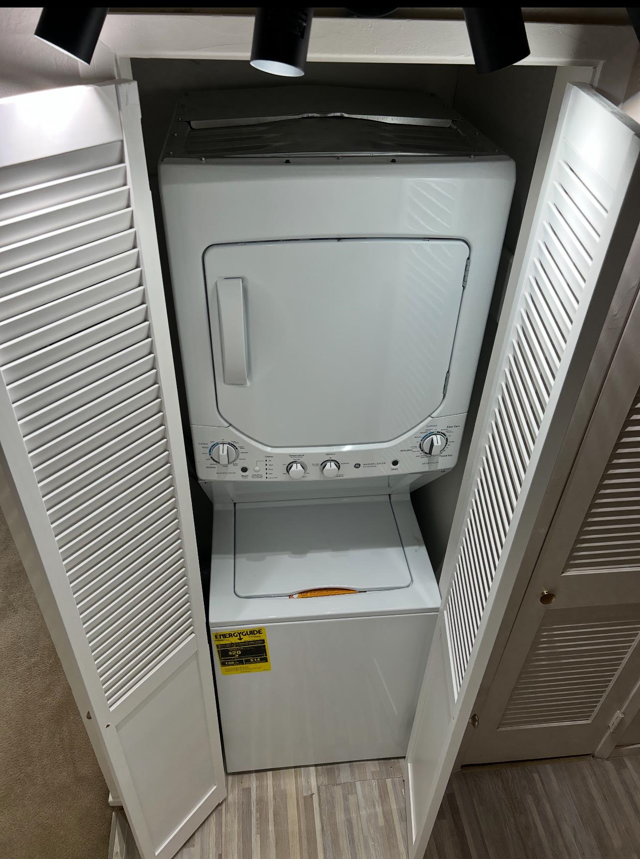 Detail Gallery Image 16 of 28 For 902 F, Davis,  CA 95616 - 3 Beds | 1/1 Baths