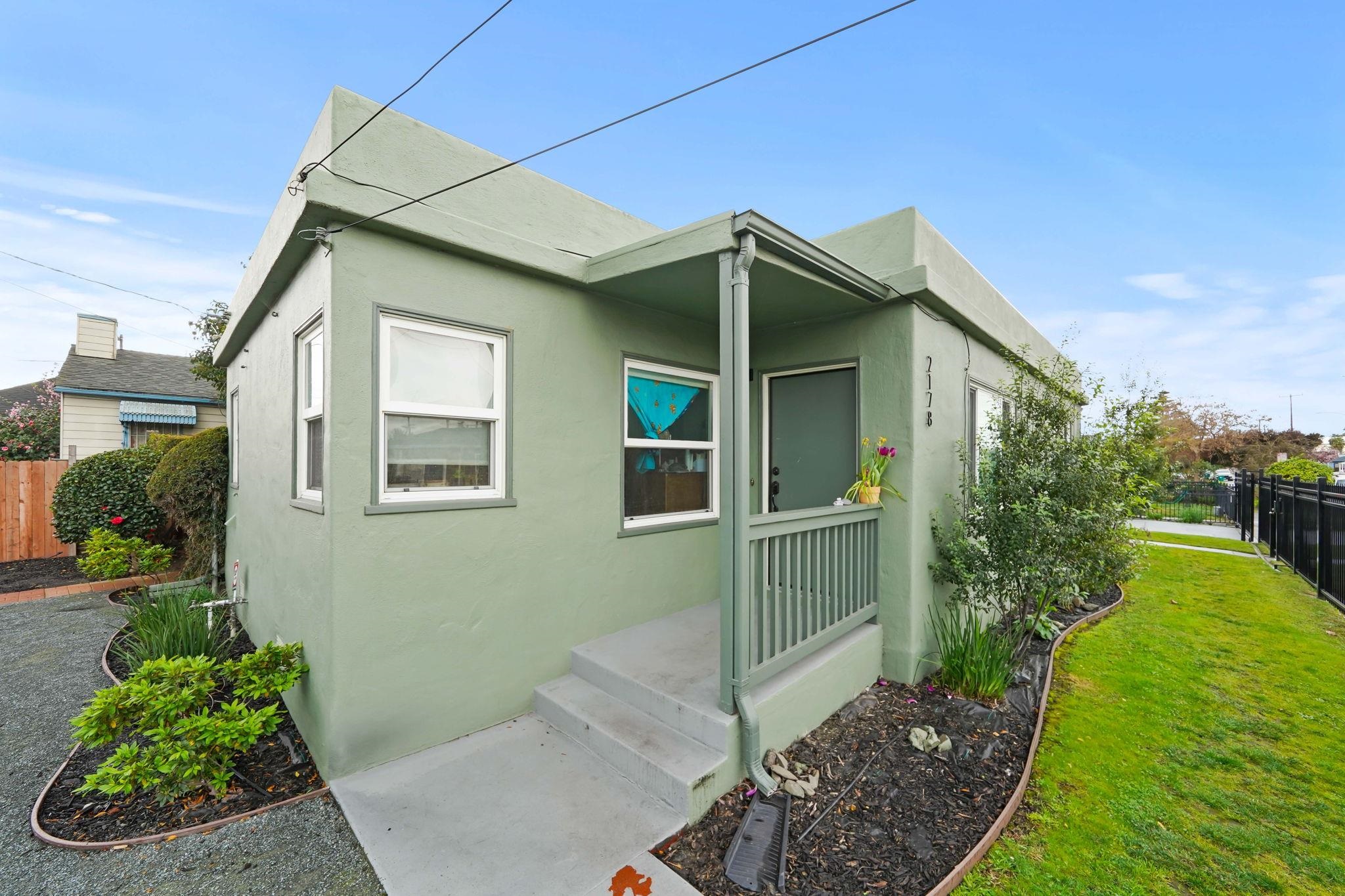 Detail Gallery Image 19 of 35 For 2178 - 217 107th Ave, Oakland,  CA 94603 - – Beds | – Baths