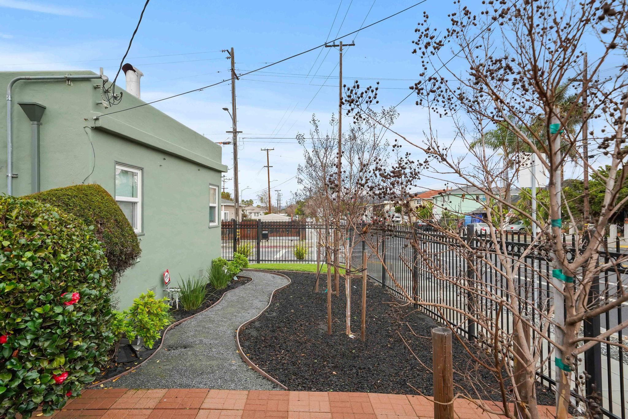 Detail Gallery Image 23 of 35 For 2178 - 217 107th Ave, Oakland,  CA 94603 - – Beds | – Baths