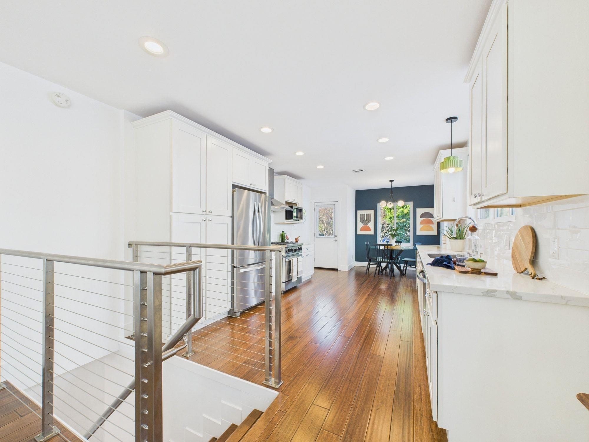 Detail Gallery Image 8 of 56 For 680 42nd St, Oakland,  CA 94609 - – Beds | – Baths