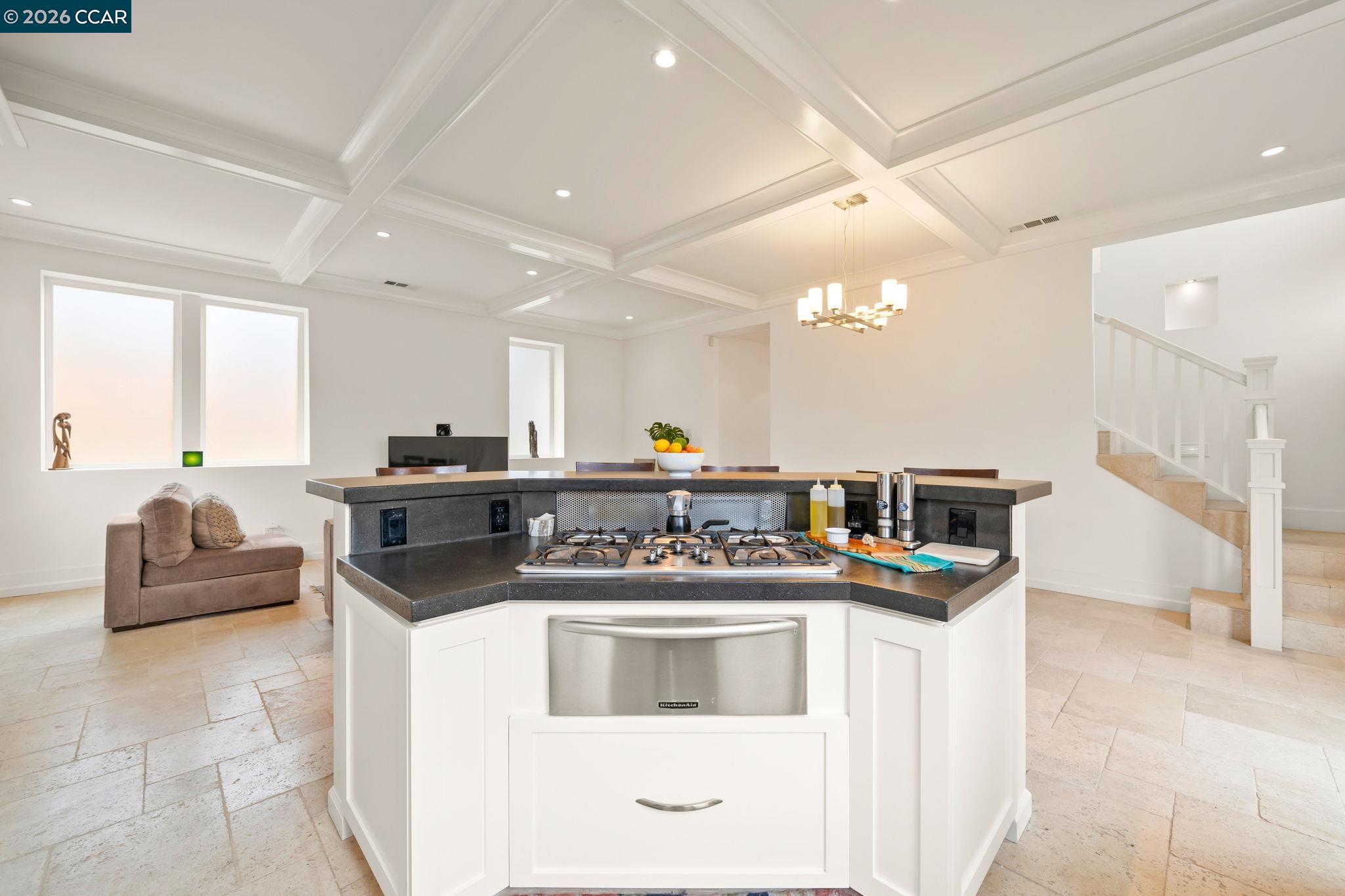 Detail Gallery Image 22 of 59 For 1333 Warren St, Martinez,  CA 94553 - 4 Beds | 3 Baths