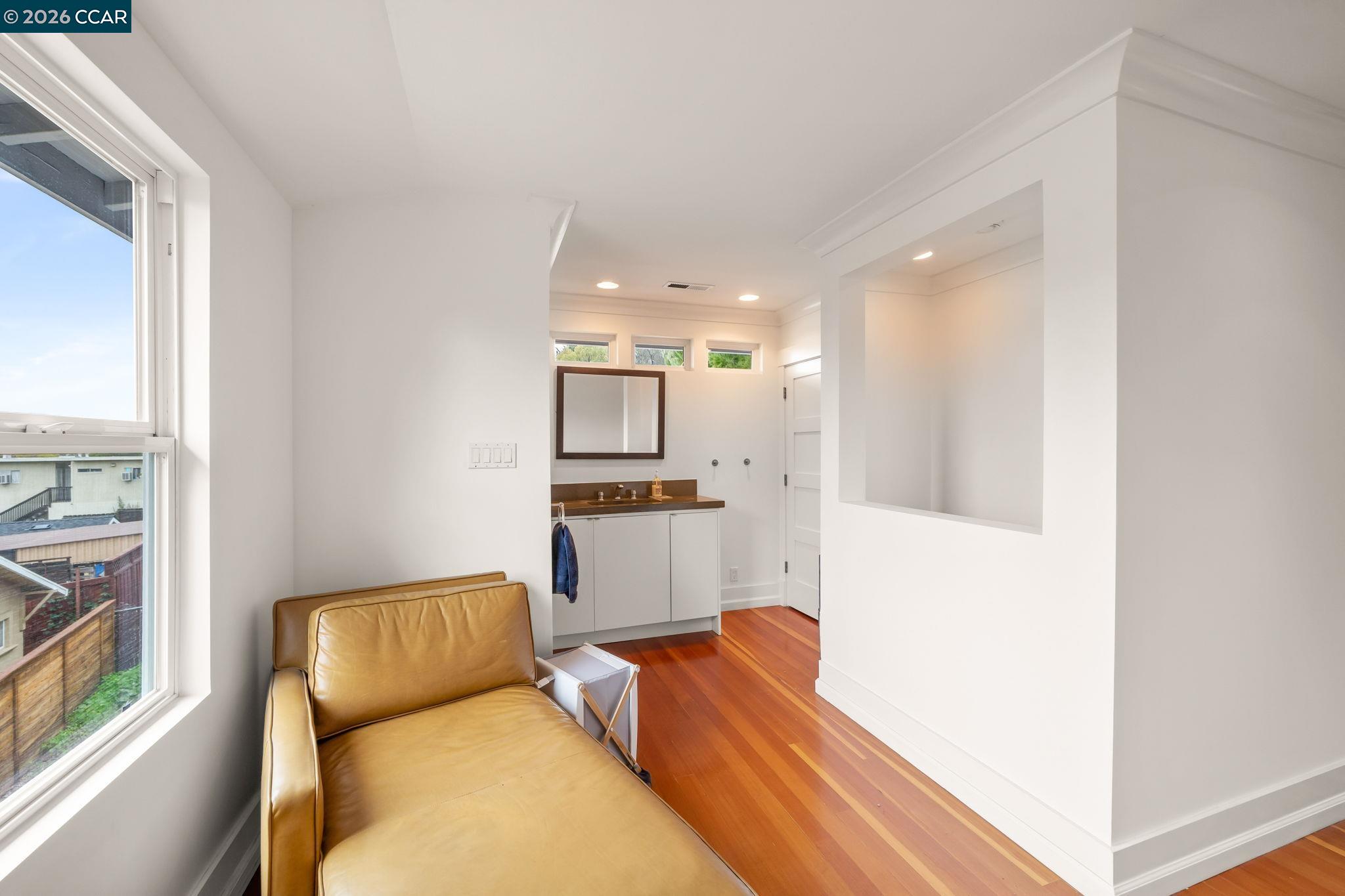 Detail Gallery Image 35 of 59 For 1333 Warren St, Martinez,  CA 94553 - 4 Beds | 3 Baths