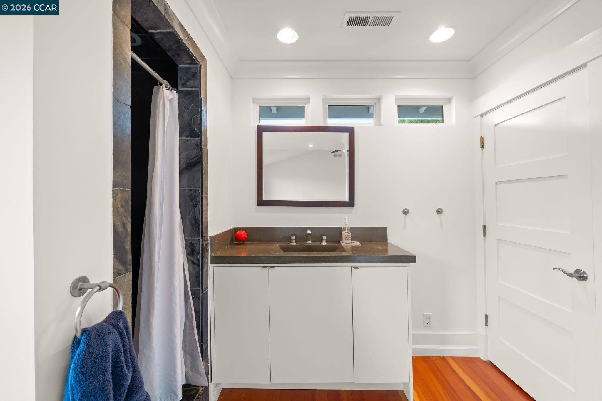 Detail Gallery Image 36 of 59 For 1333 Warren St, Martinez,  CA 94553 - 4 Beds | 3 Baths