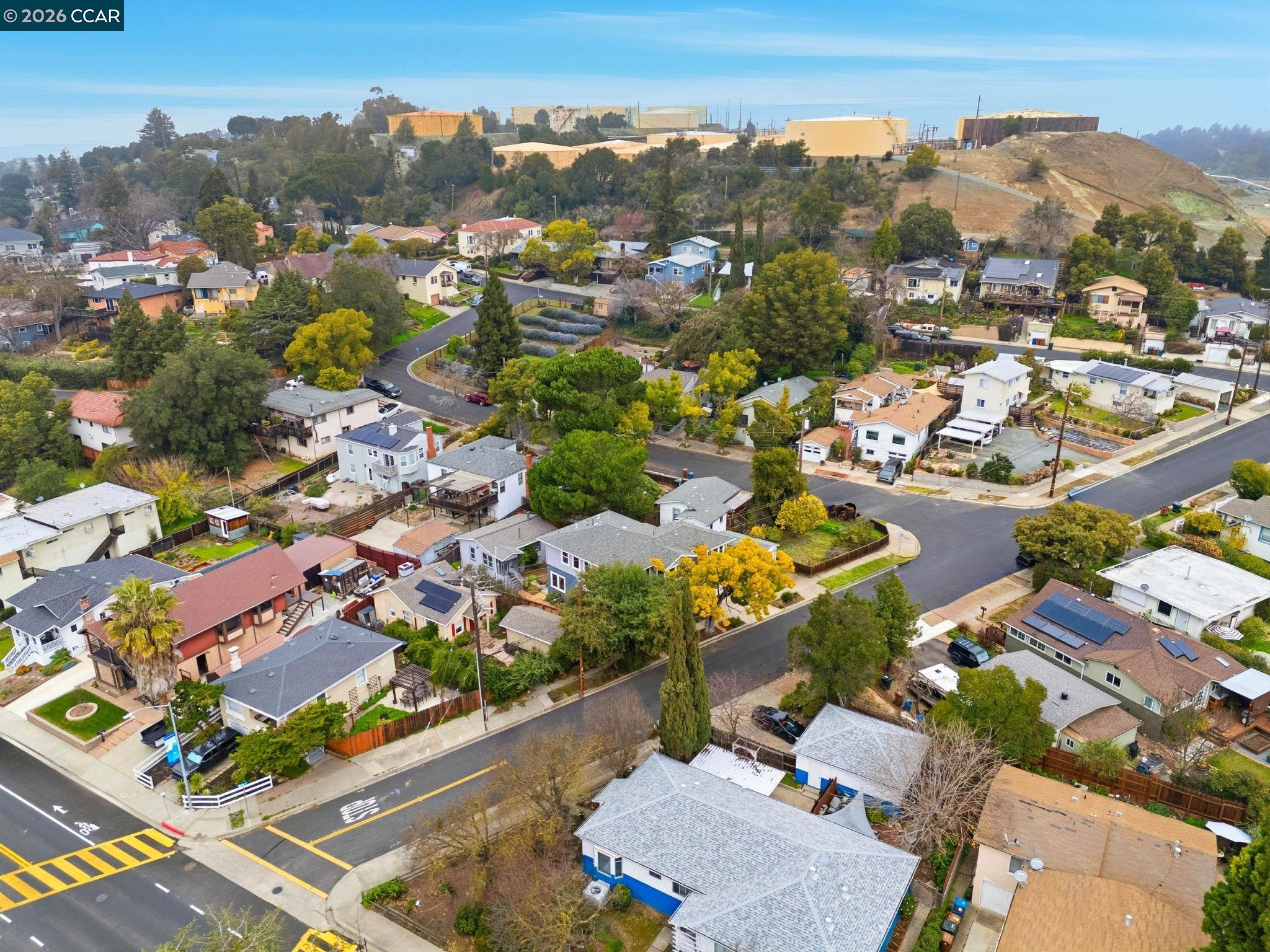 Detail Gallery Image 58 of 59 For 1333 Warren St, Martinez,  CA 94553 - 4 Beds | 3 Baths