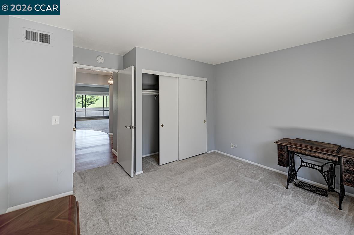 Photo #15: 41122345 Listing: Photo #15