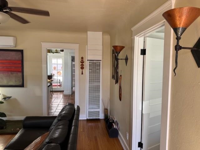 Detail Gallery Image 4 of 21 For 3116 Dwight St., San Diego,  CA 92104 - 2 Beds | 1 Baths