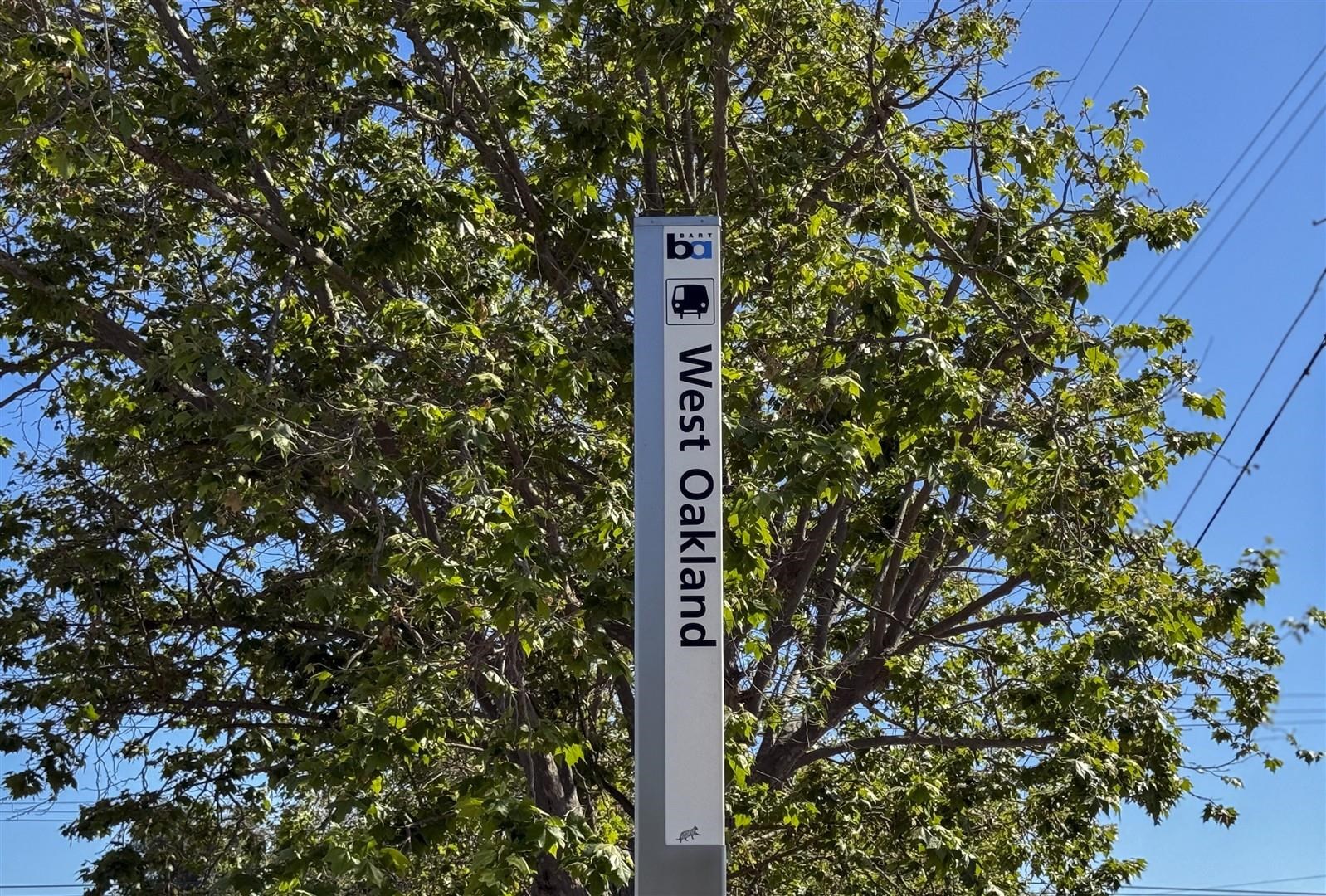 Detail Gallery Image 43 of 56 For 1660 14th St, Oakland,  CA 94607 - 4 Beds | 2/1 Baths