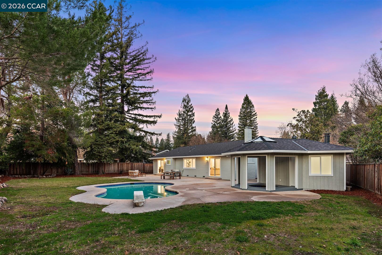 Detail Gallery Image 30 of 46 For 209 Farm Hill Ct, Danville,  CA 94526 - 4 Beds | 2 Baths